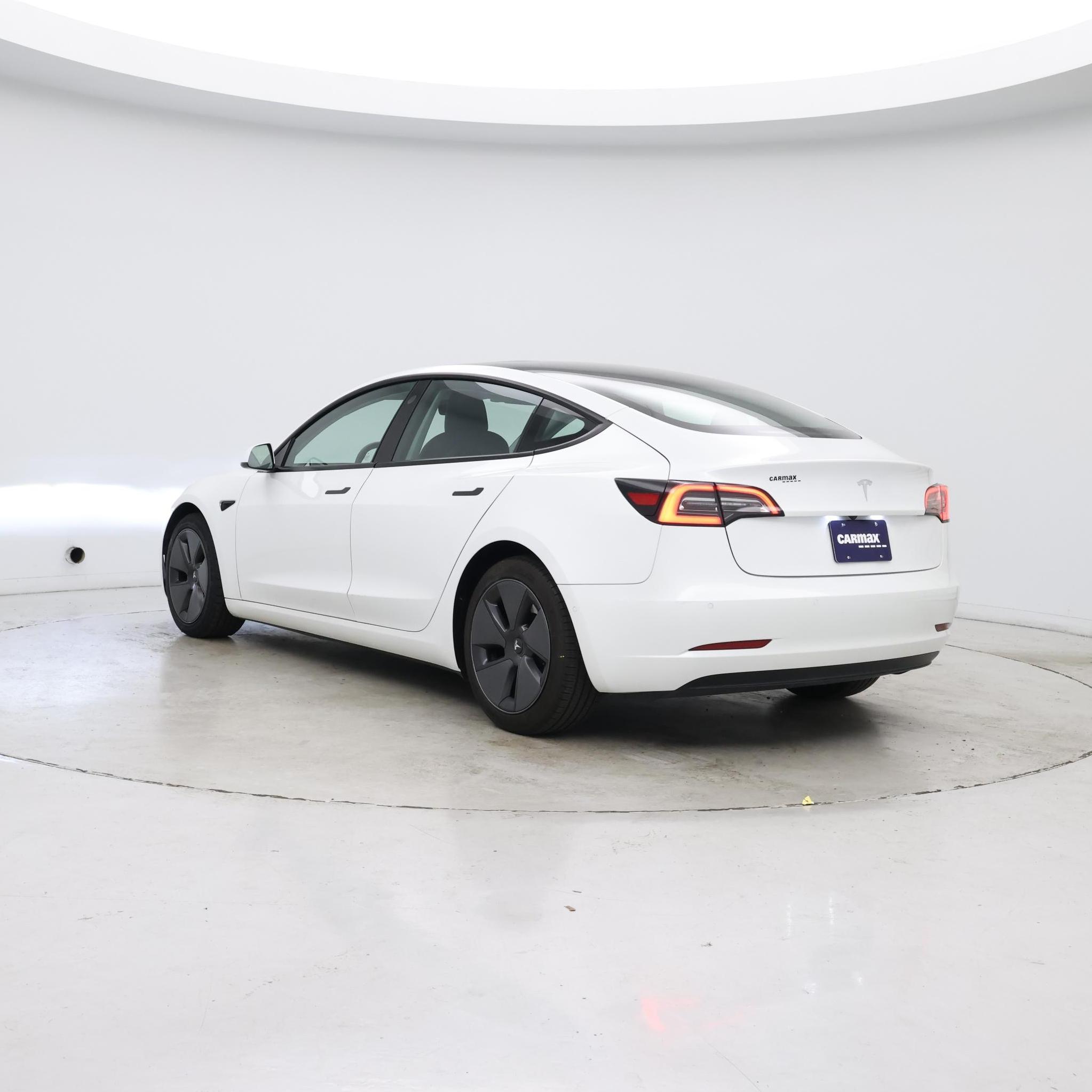 Thumbnail: 2021 Tesla Model 3 - 2