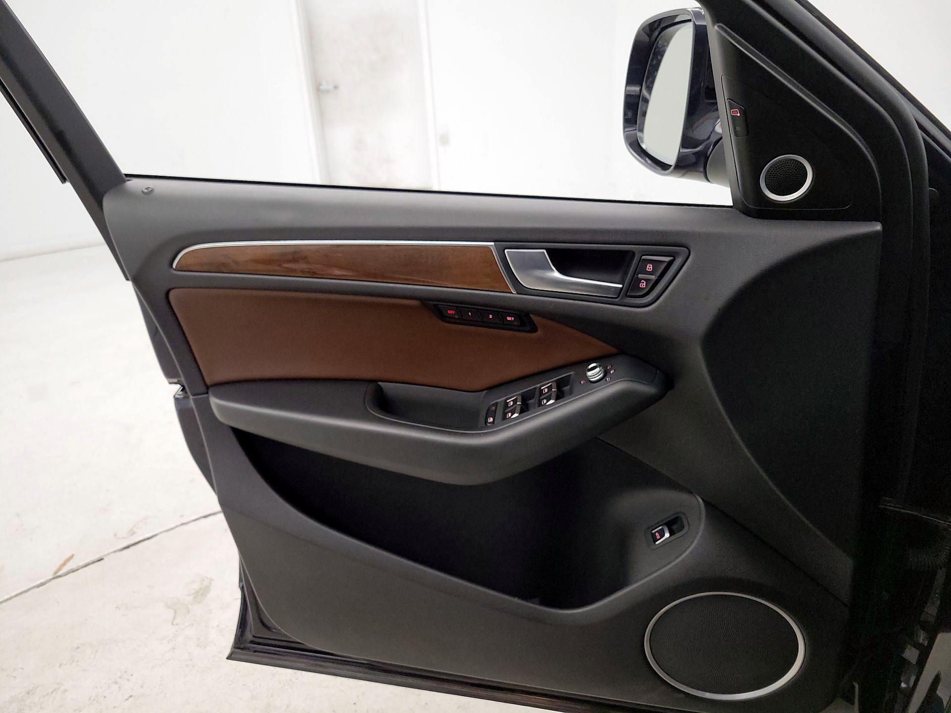 Thumbnail: 2015 Audi Q5 - 12