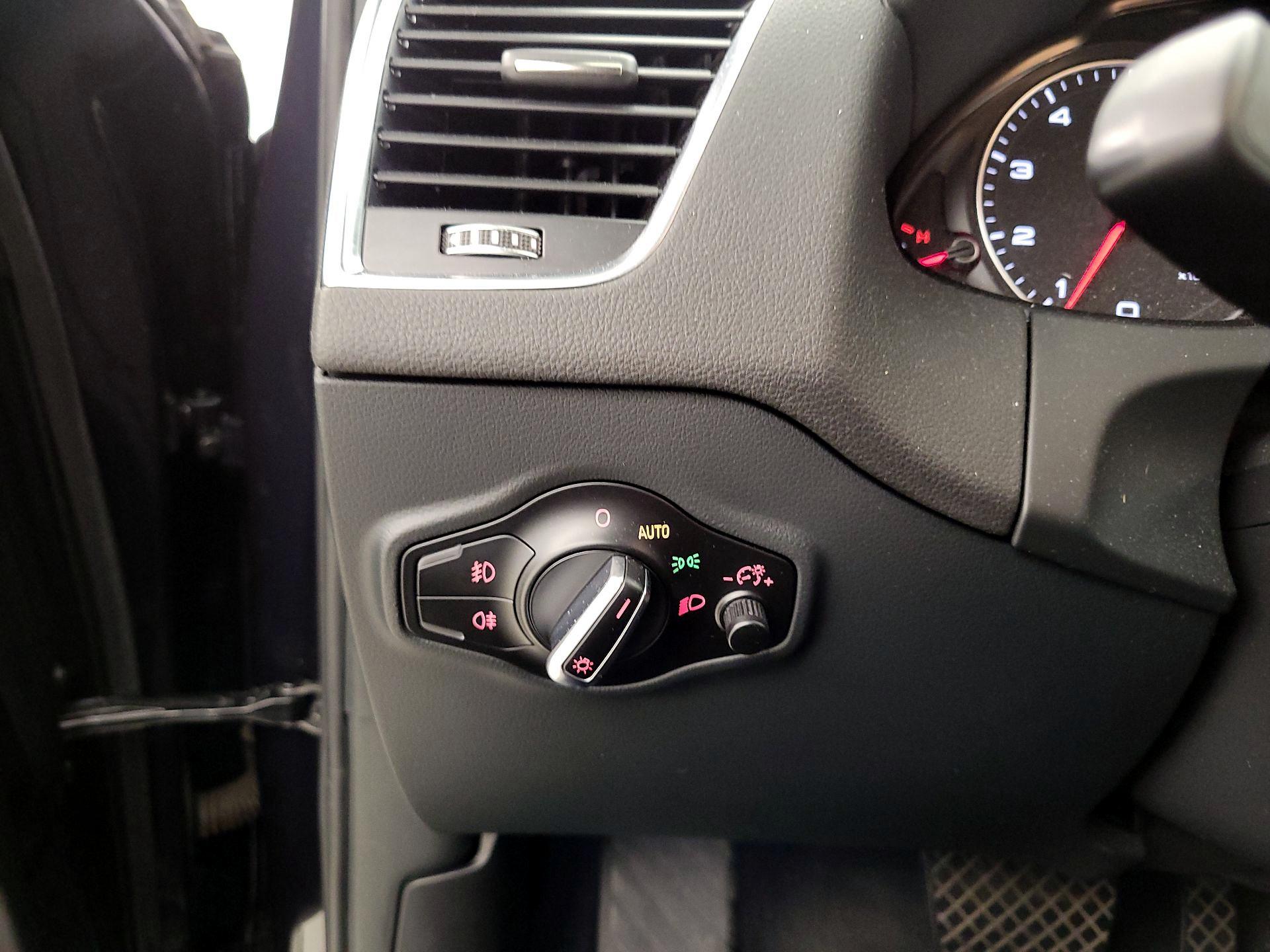 Thumbnail: 2015 Audi Q5 - 13