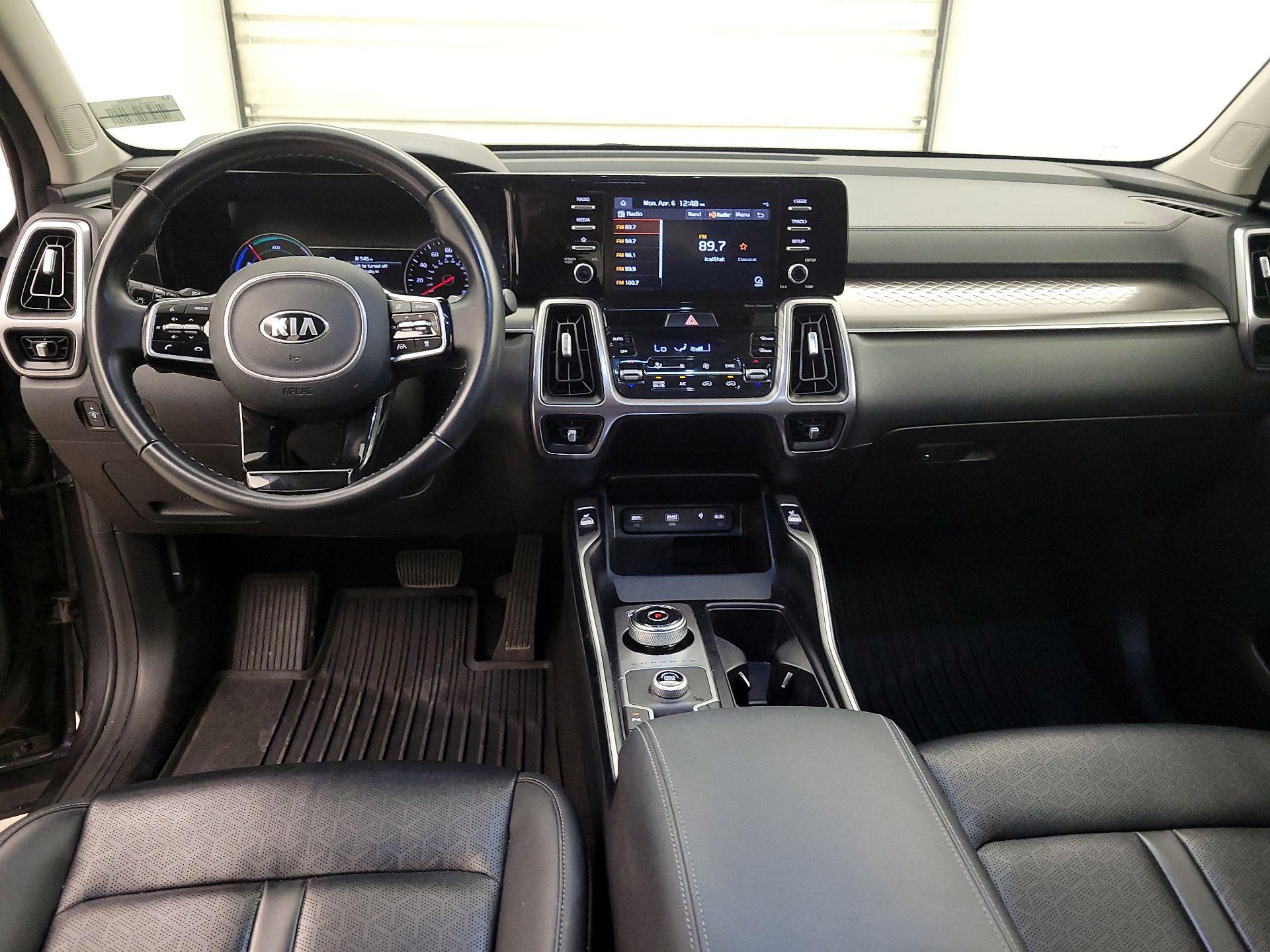 Thumbnail: 2021 Kia Sorento - 9