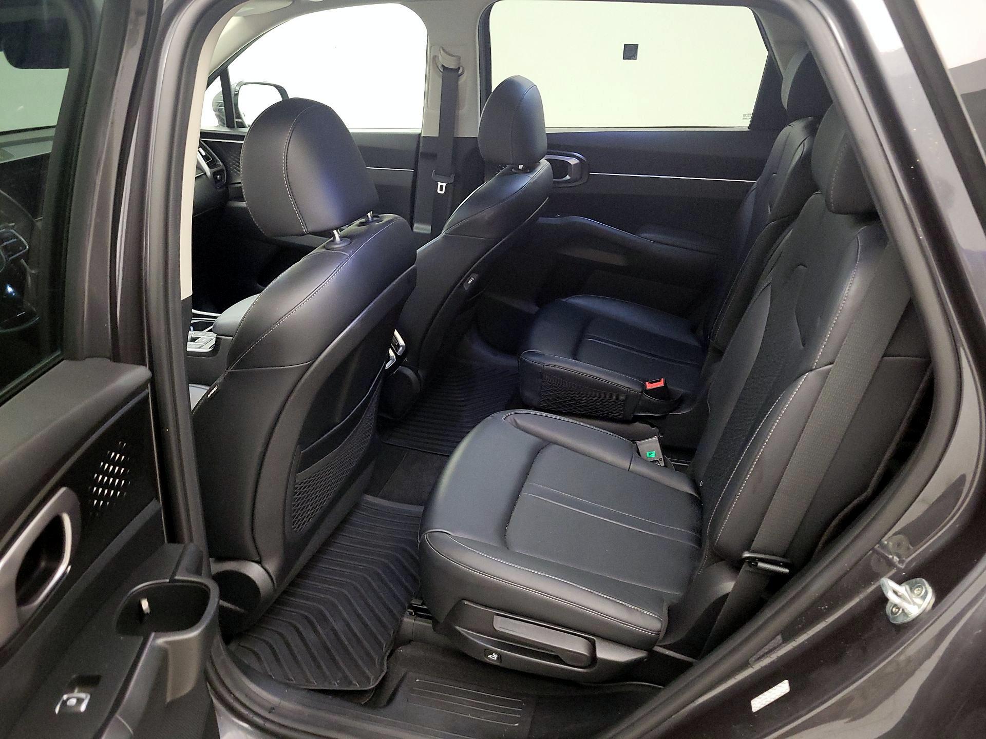 Thumbnail: 2021 Kia Sorento - 20