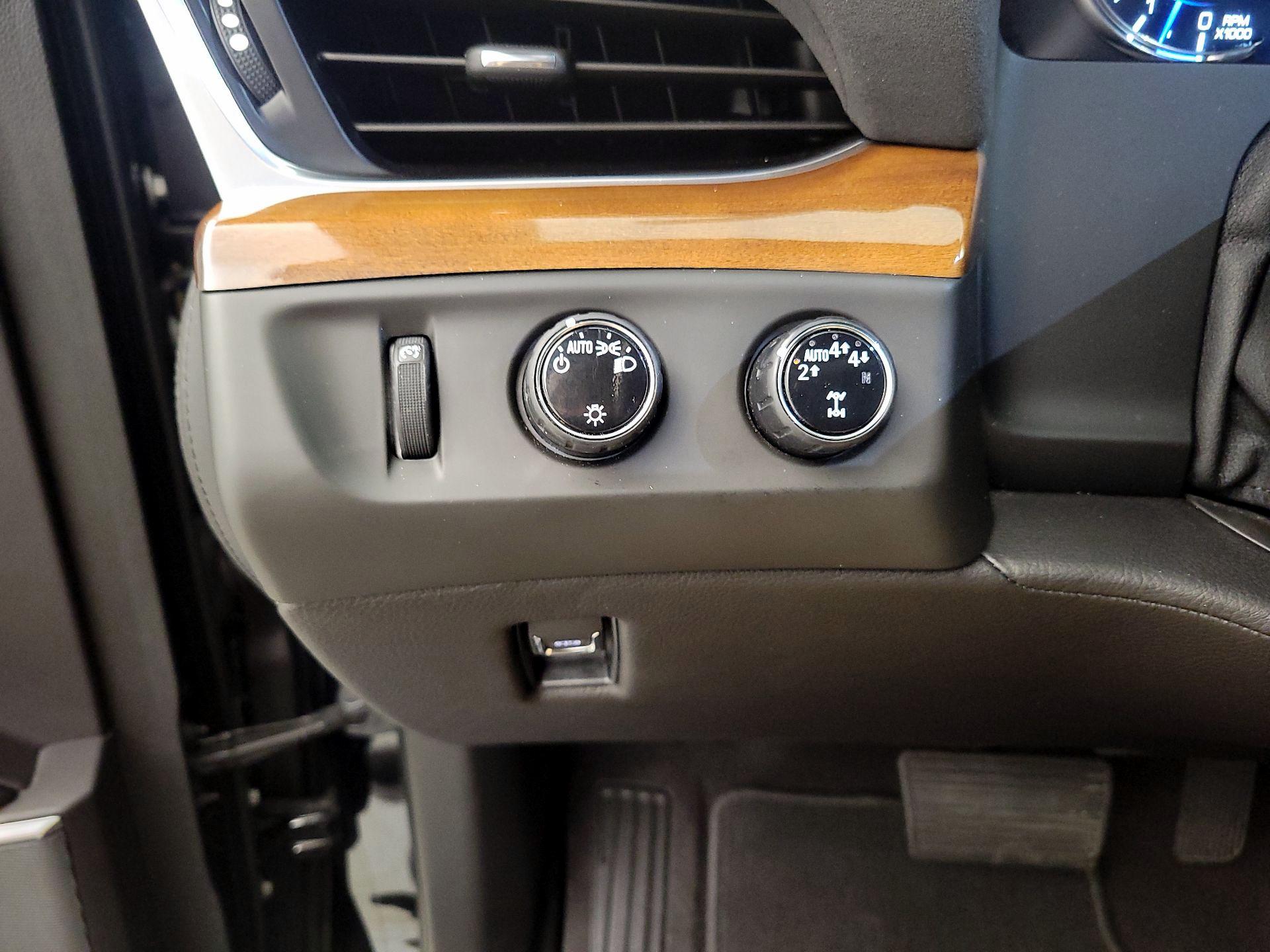 Thumbnail: 2020 Cadillac Escalade - 13