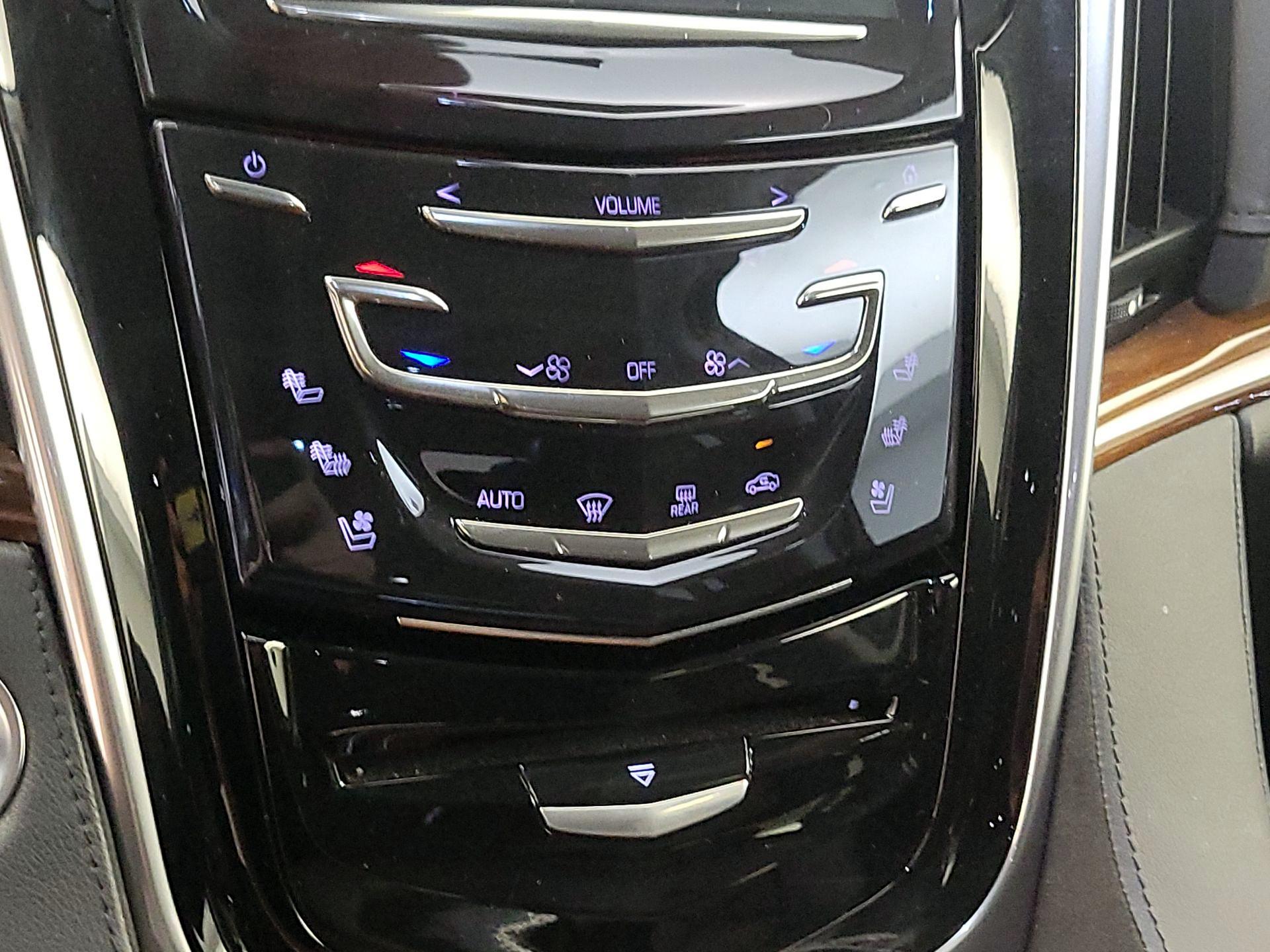 Thumbnail: 2020 Cadillac Escalade - 16