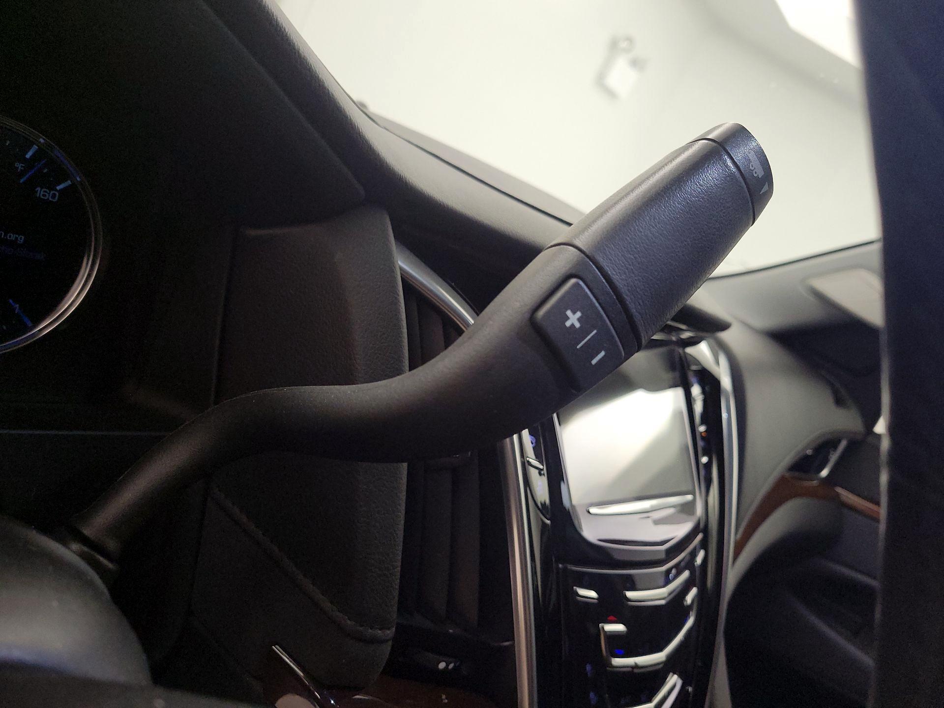 Thumbnail: 2020 Cadillac Escalade - 17