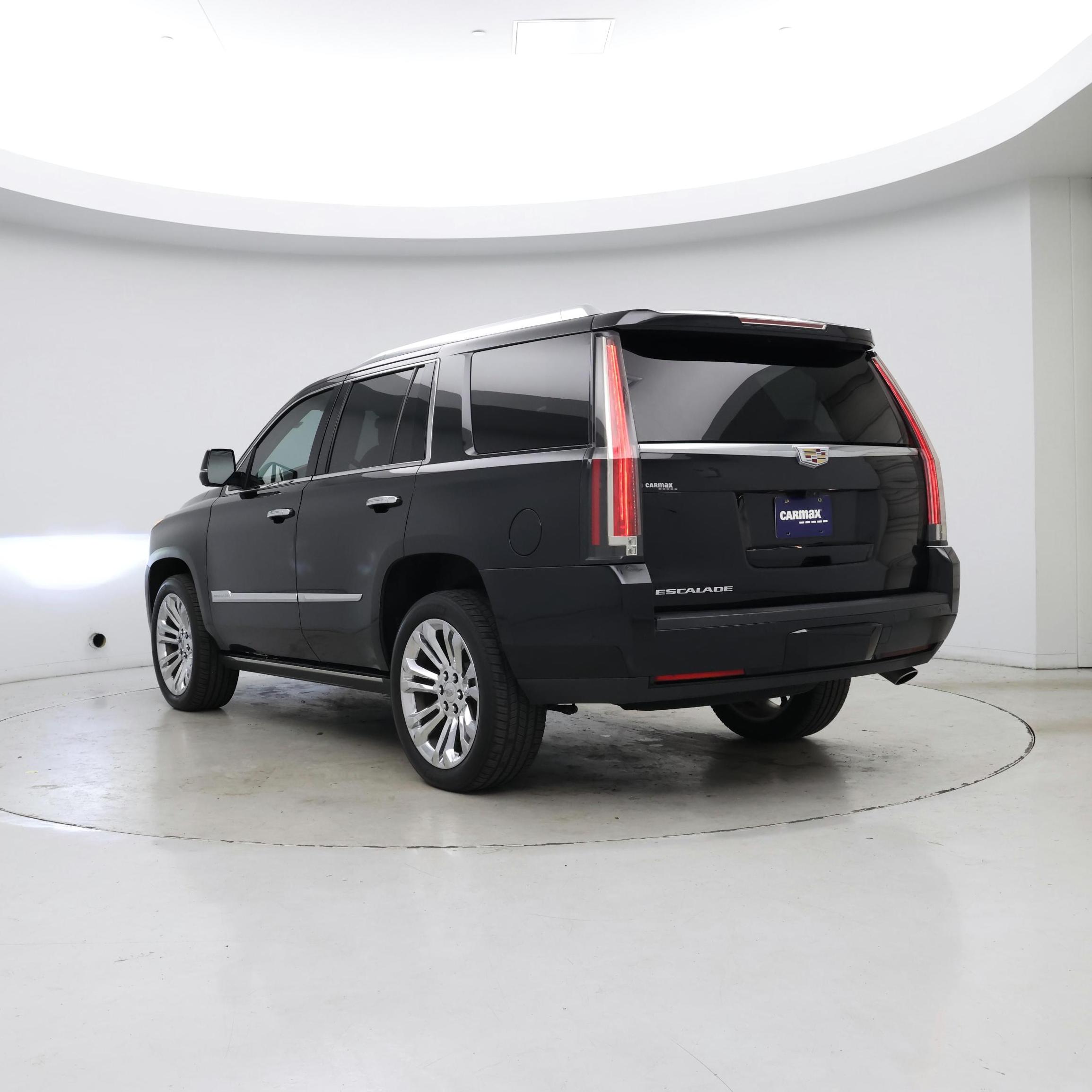 Thumbnail: 2020 Cadillac Escalade - 2