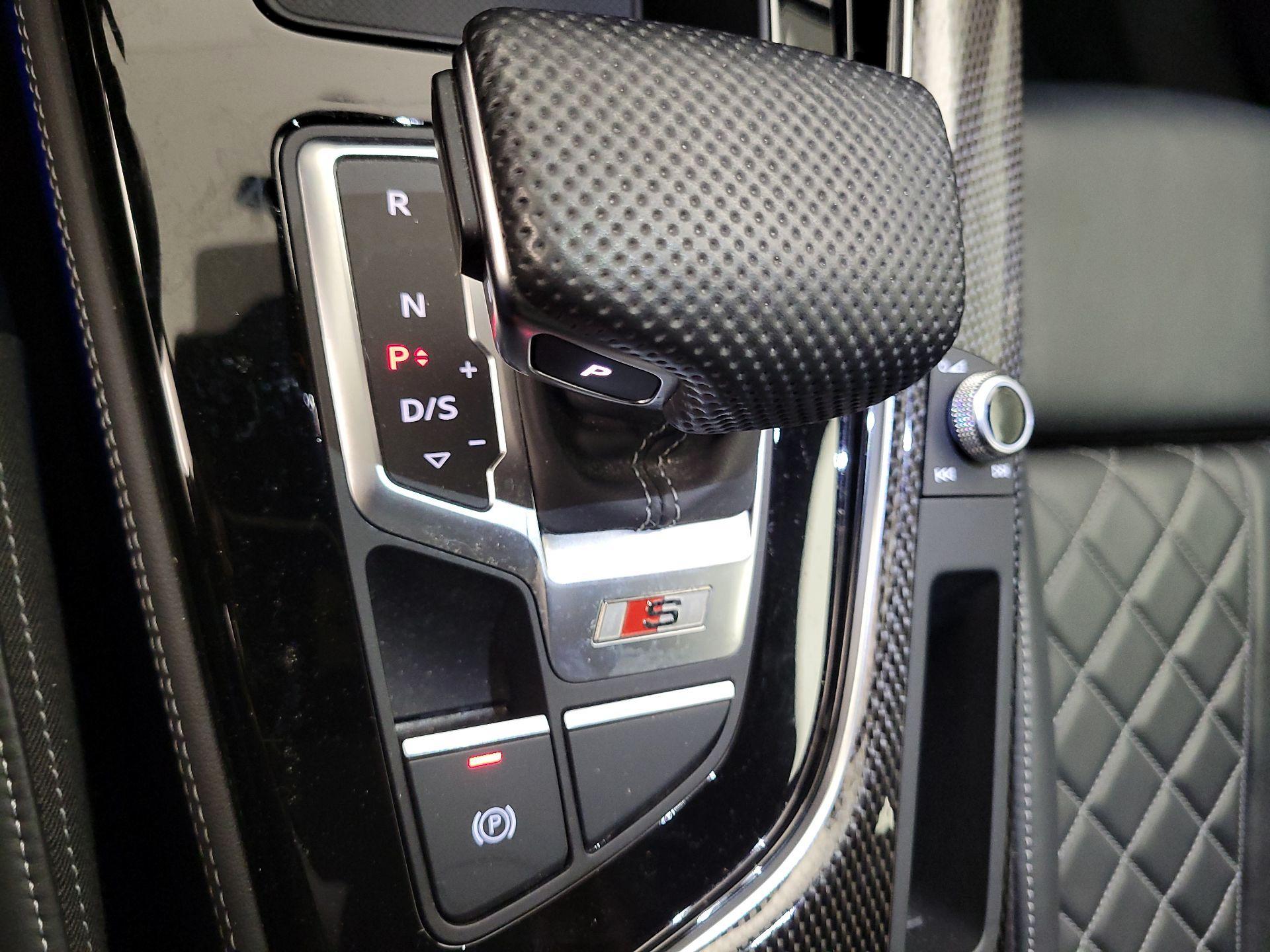 Thumbnail: 2021 Audi S5 - 18