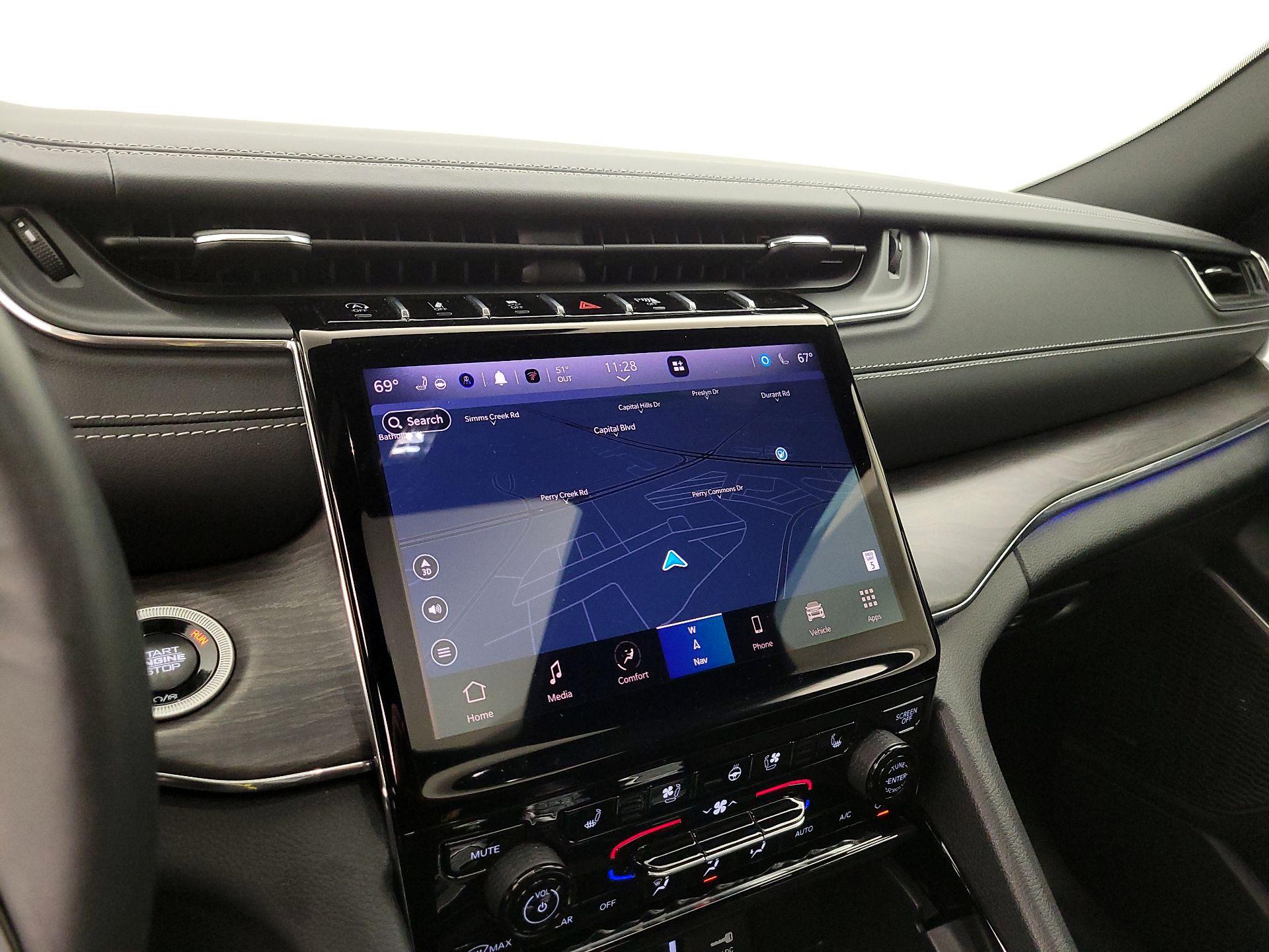 Thumbnail: 2024 Jeep Grand Cherokee - 15