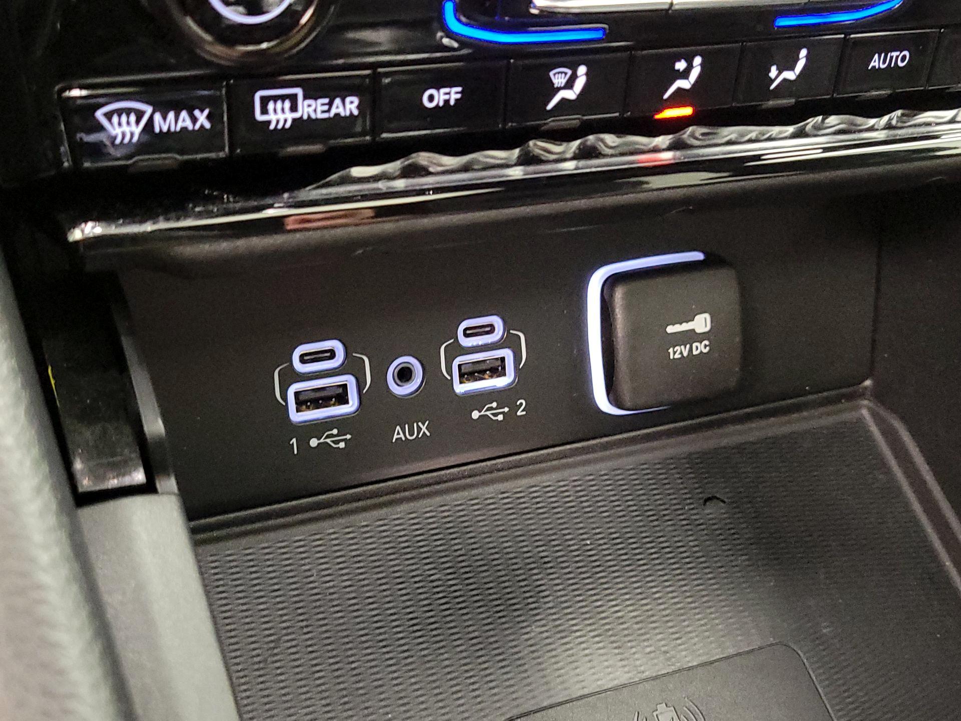 Thumbnail: 2024 Jeep Grand Cherokee - 18