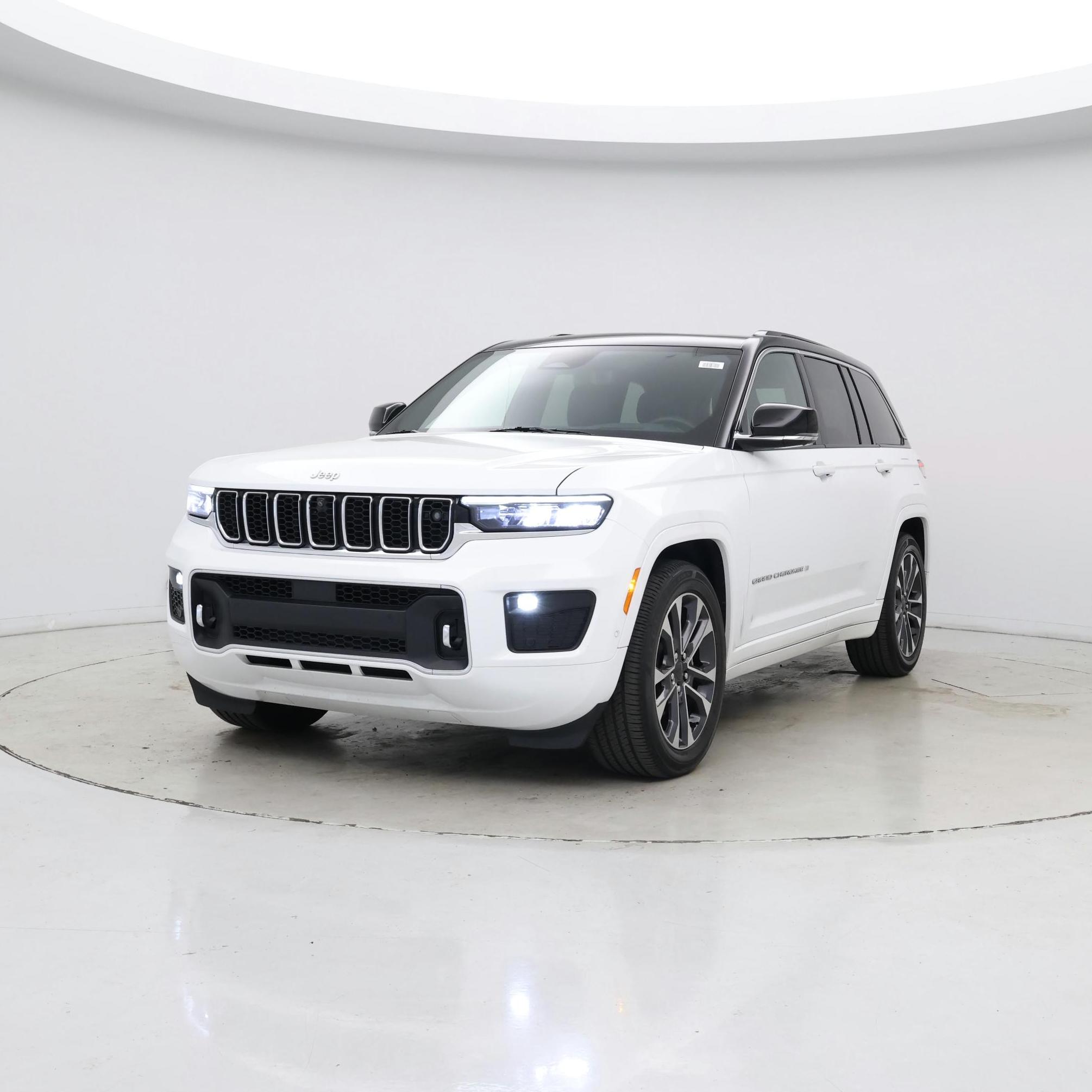 Thumbnail: 2024 Jeep Grand Cherokee - 4
