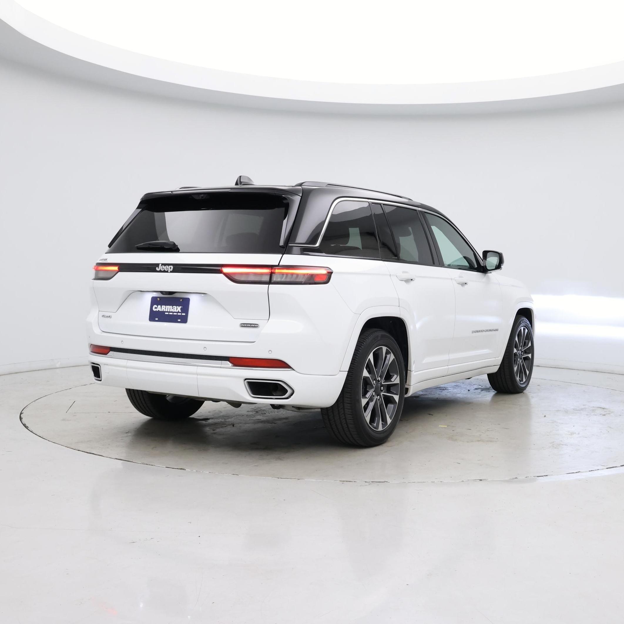 Thumbnail: 2024 Jeep Grand Cherokee - 8