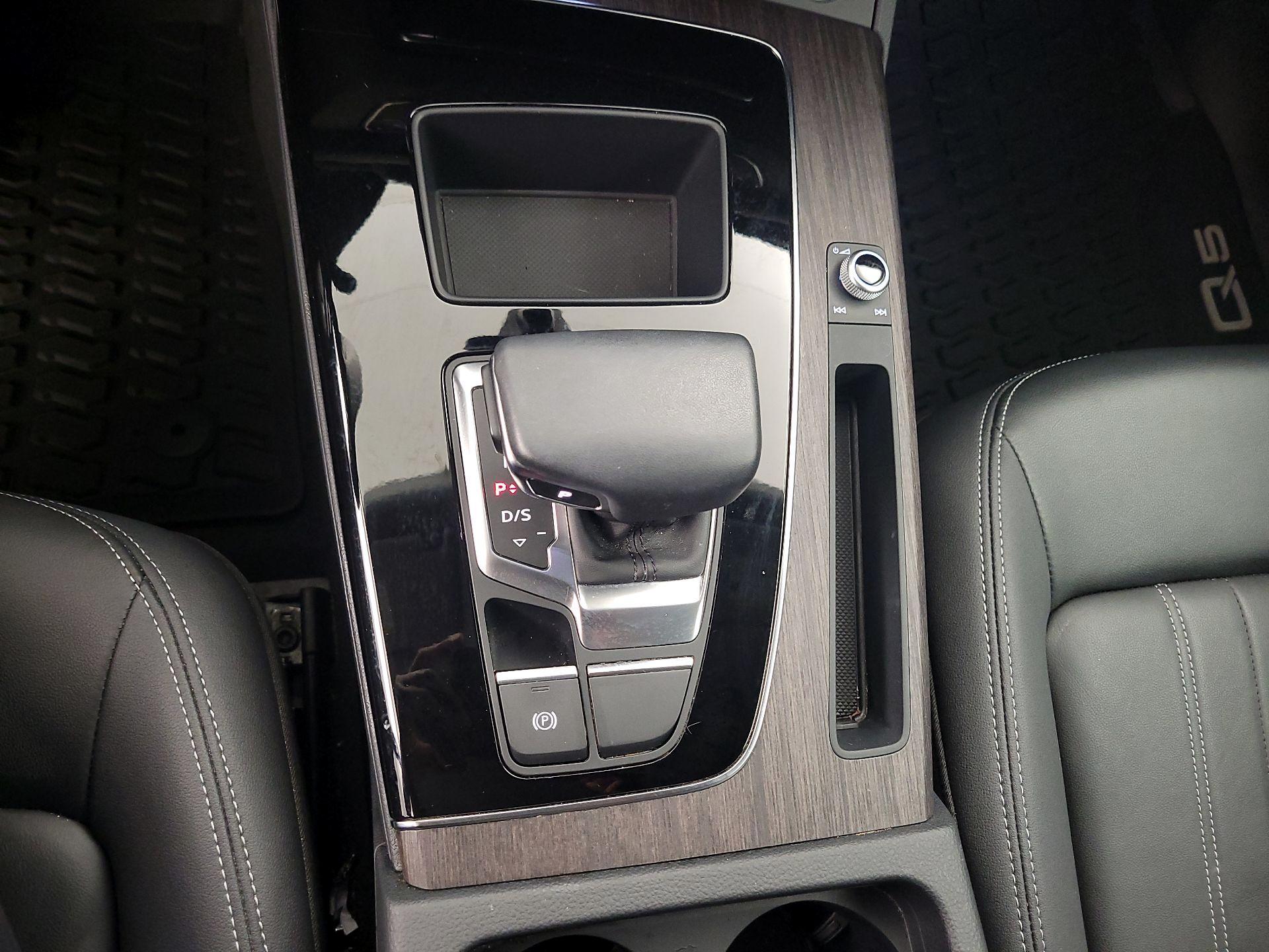 Thumbnail: 2024 Audi Q5 - 17