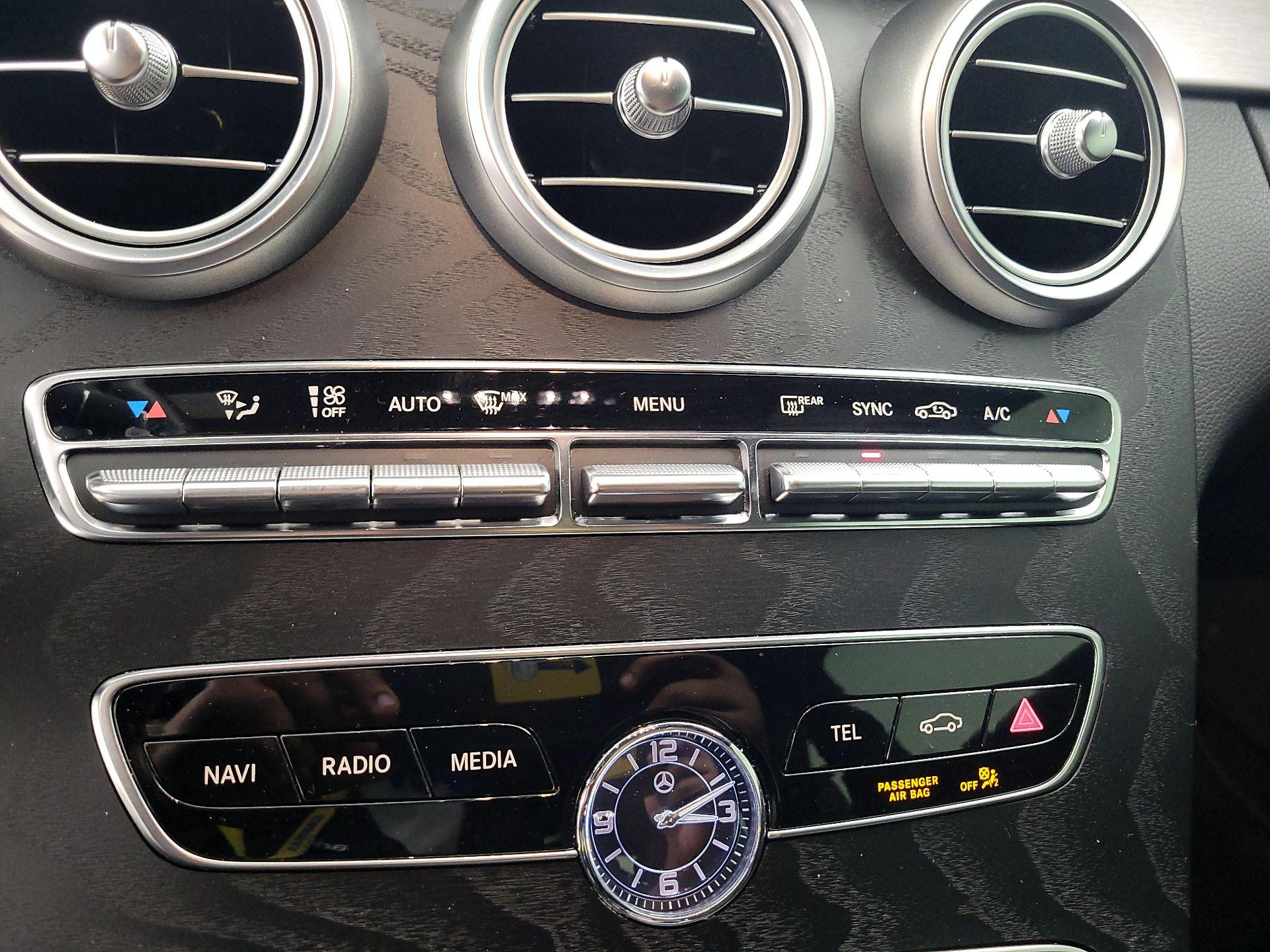 Thumbnail: 2020 Mercedes-Benz C-Class - 17