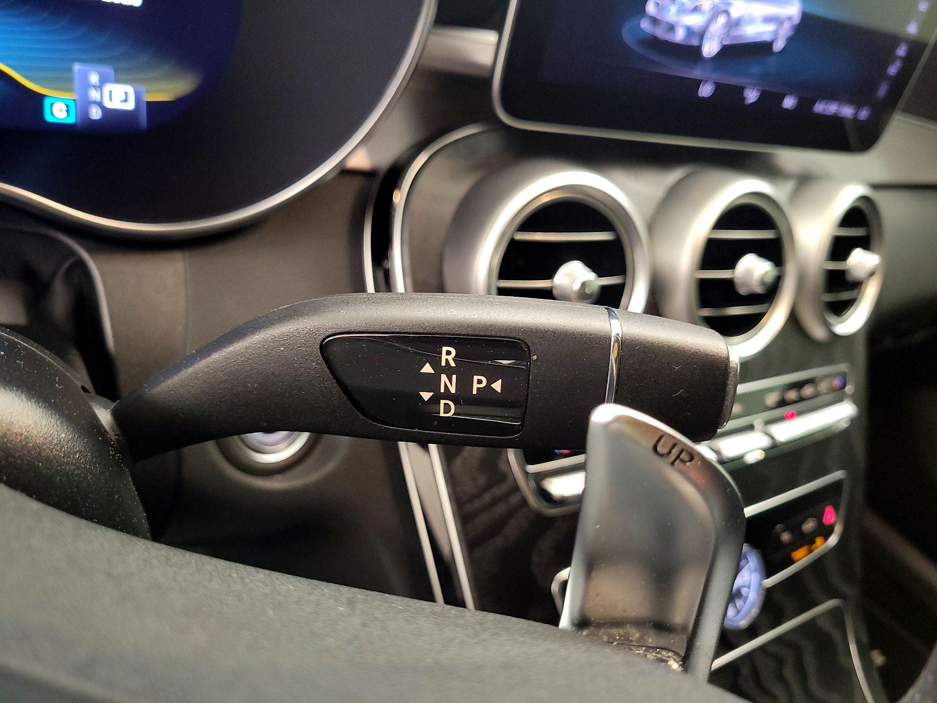 Thumbnail: 2020 Mercedes-Benz C-Class - 18