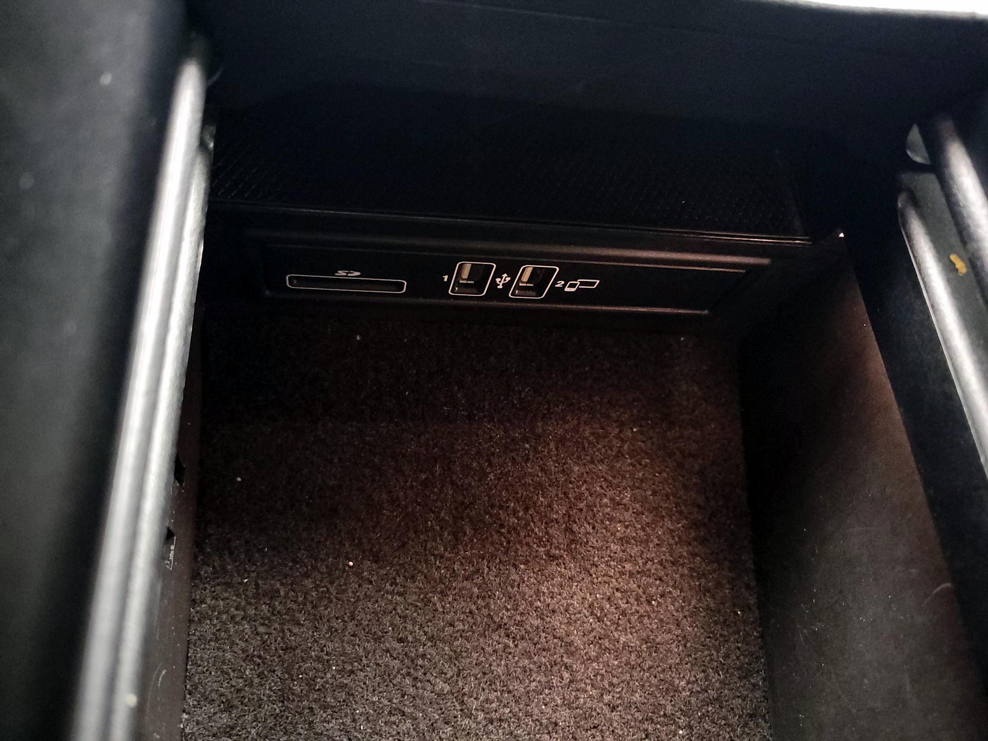 Thumbnail: 2020 Mercedes-Benz C-Class - 19