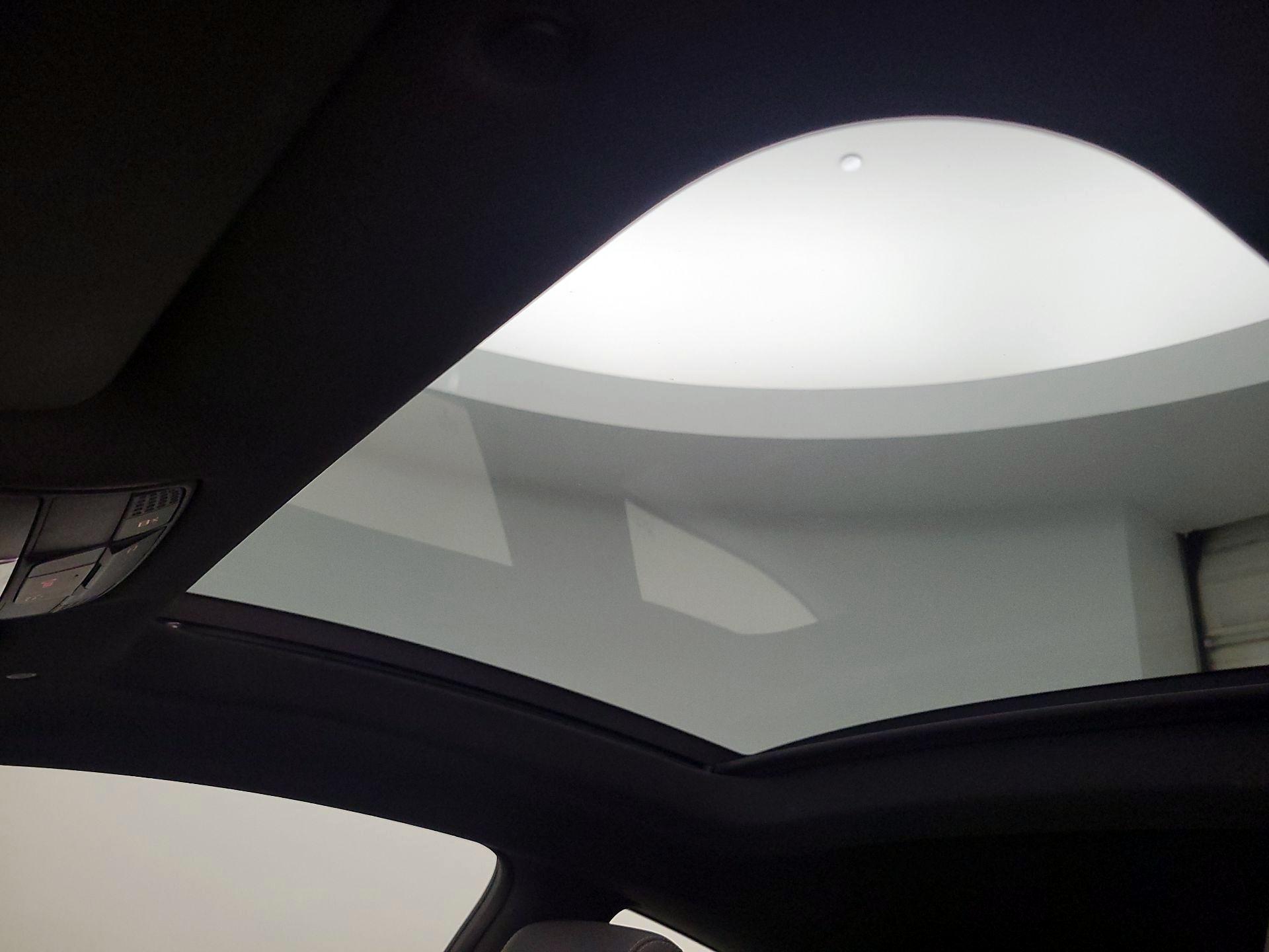 Thumbnail: 2020 Mercedes-Benz C-Class - 20