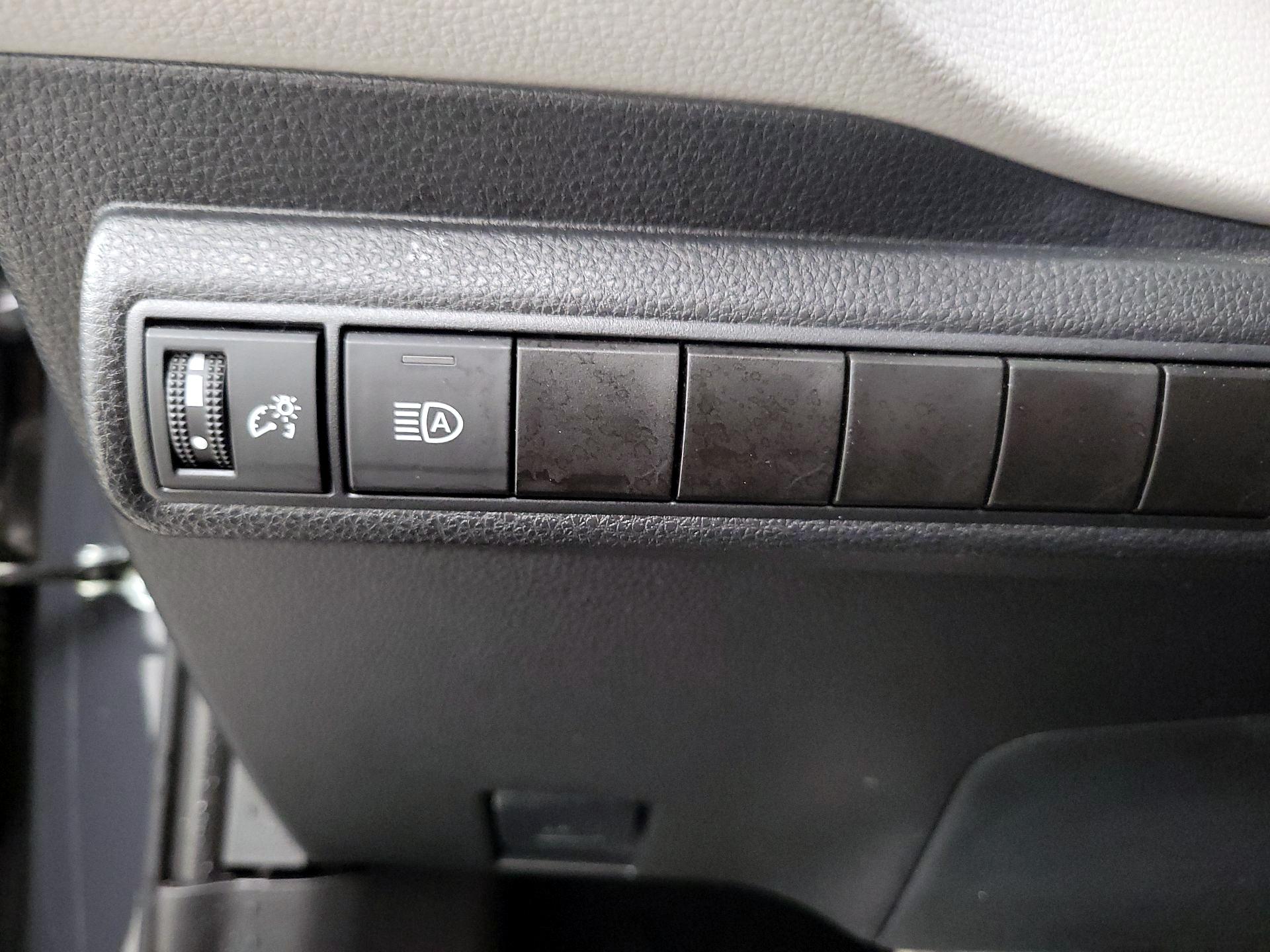 Thumbnail: 2024 Toyota Corolla - 13