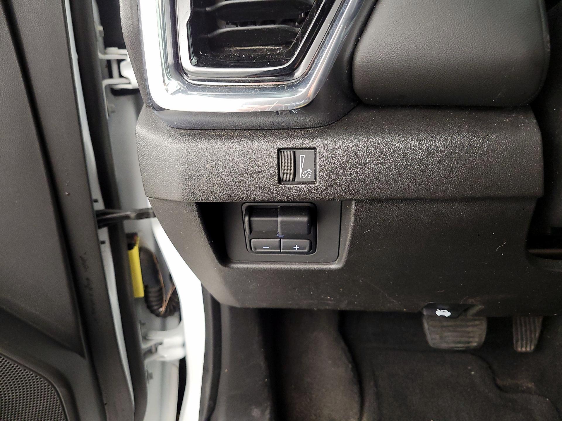 Thumbnail: 2024 GMC Canyon - 13