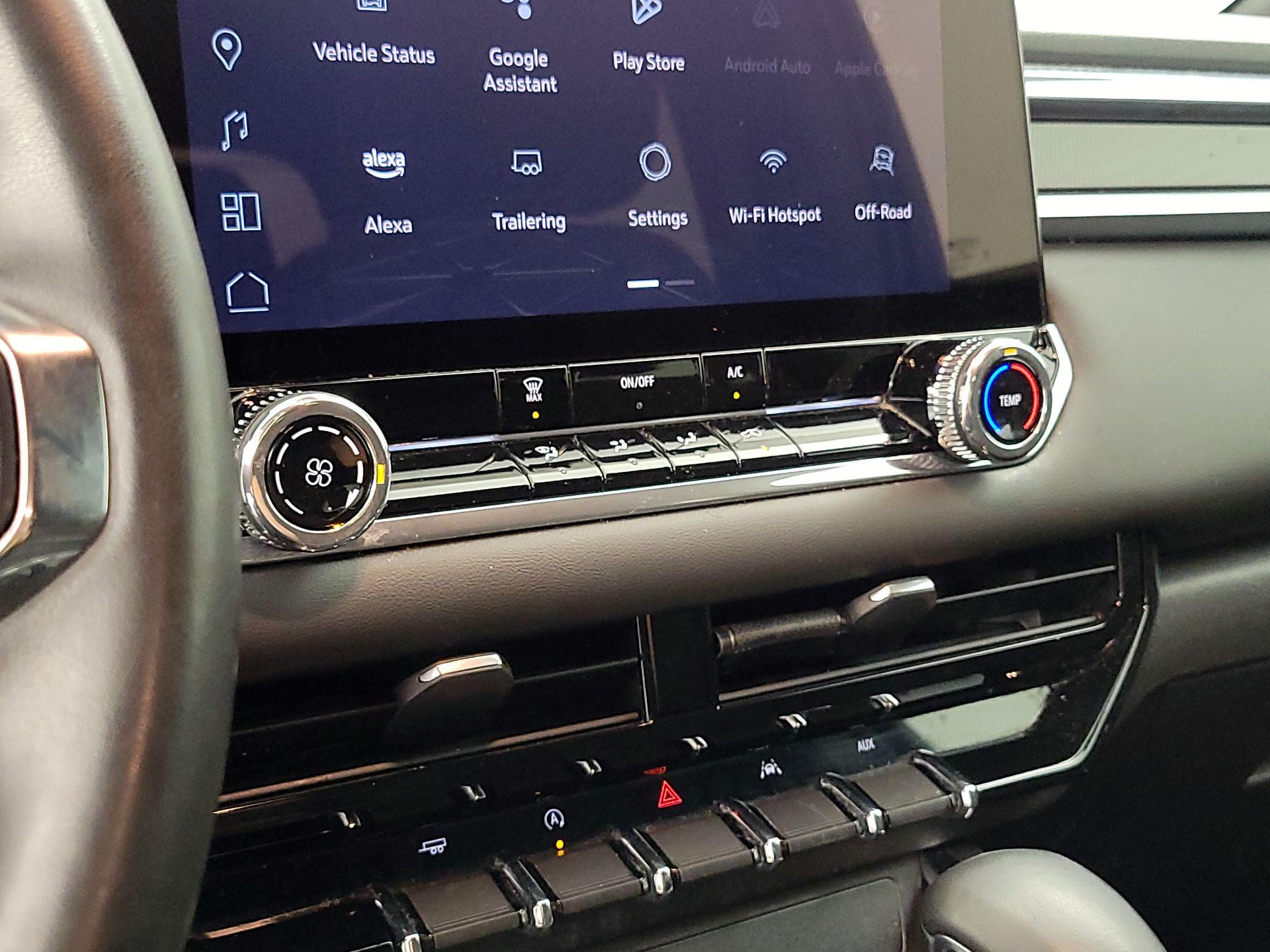 Thumbnail: 2024 GMC Canyon - 16