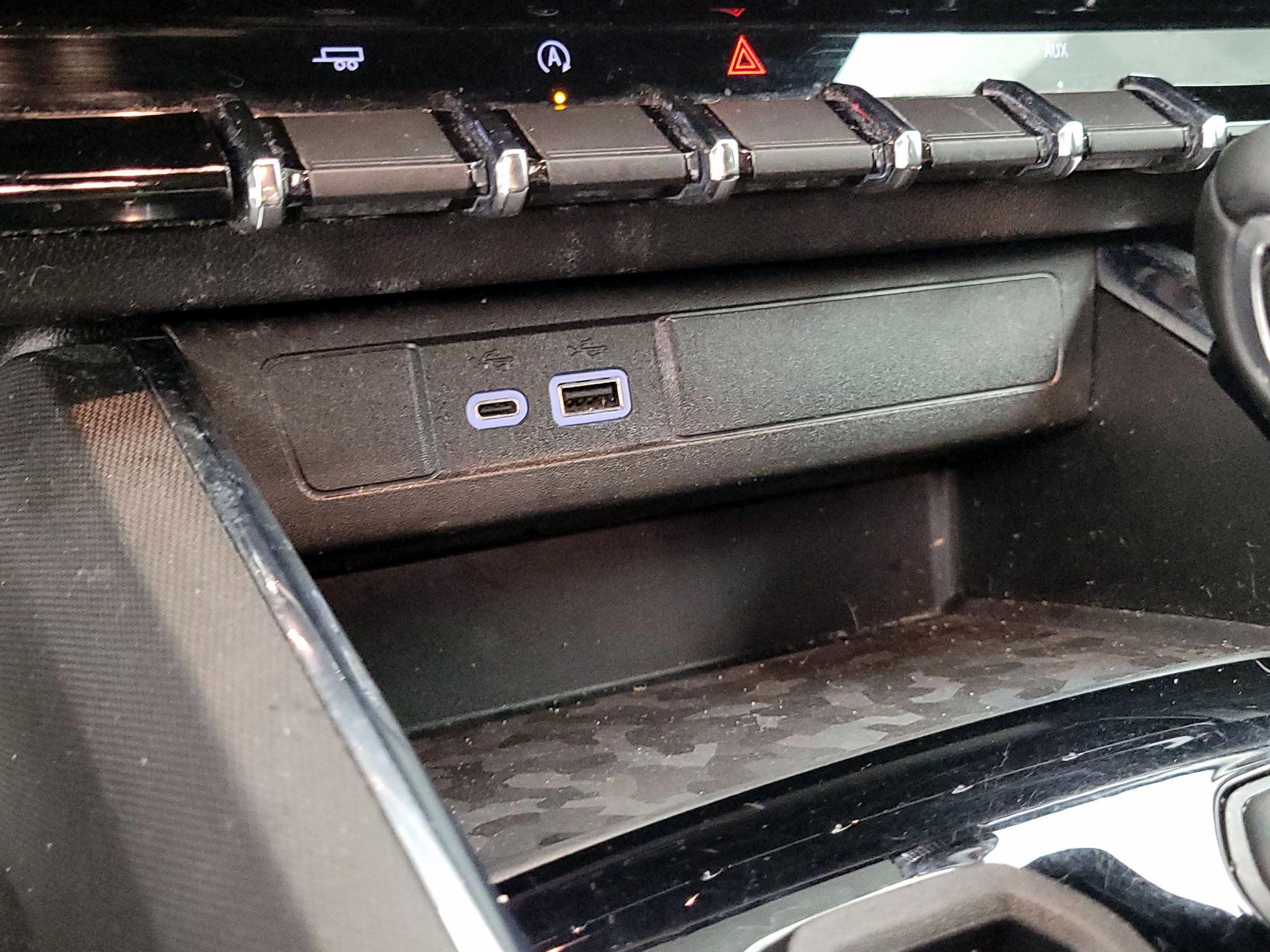 Thumbnail: 2024 GMC Canyon - 18