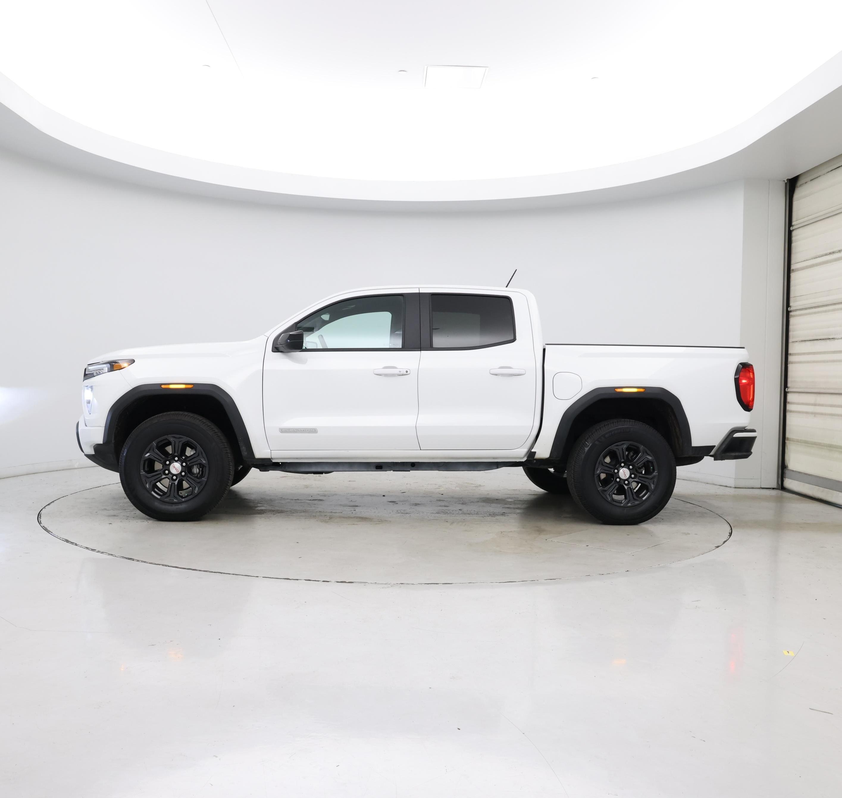 Thumbnail: 2024 GMC Canyon - 3