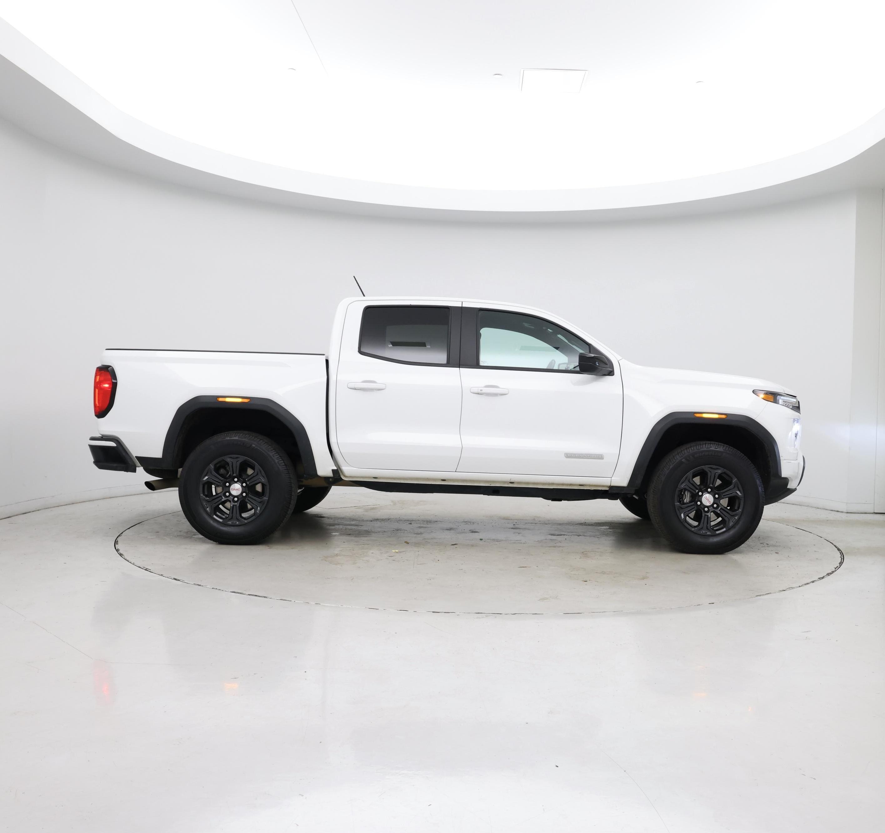 Thumbnail: 2024 GMC Canyon - 7