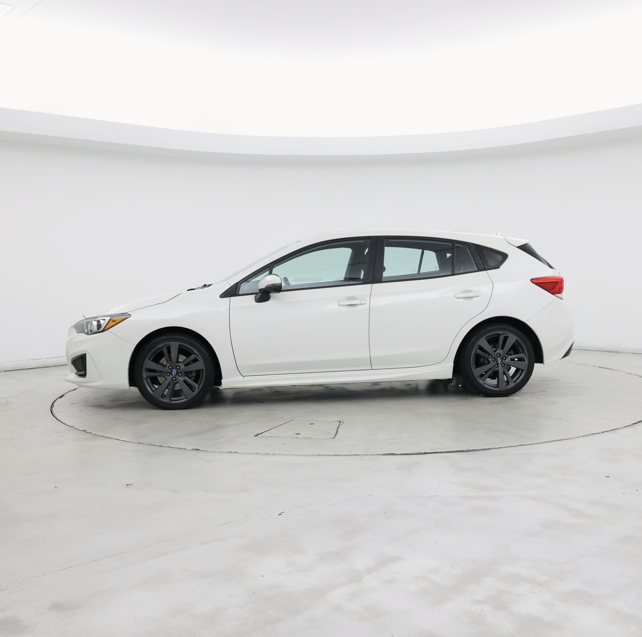 Thumbnail: 2019 Subaru Impreza - 3