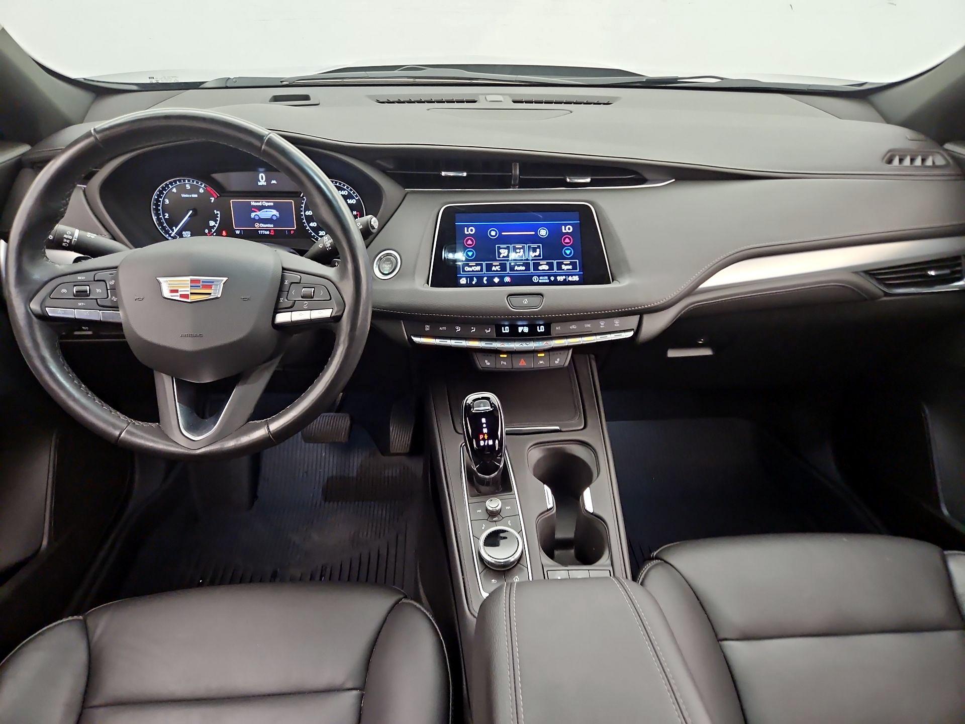 Thumbnail: 2023 Cadillac XT4 - 9