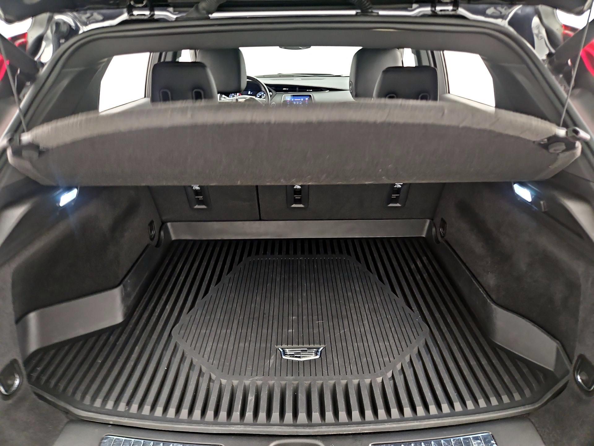 Thumbnail: 2023 Cadillac XT4 - 20