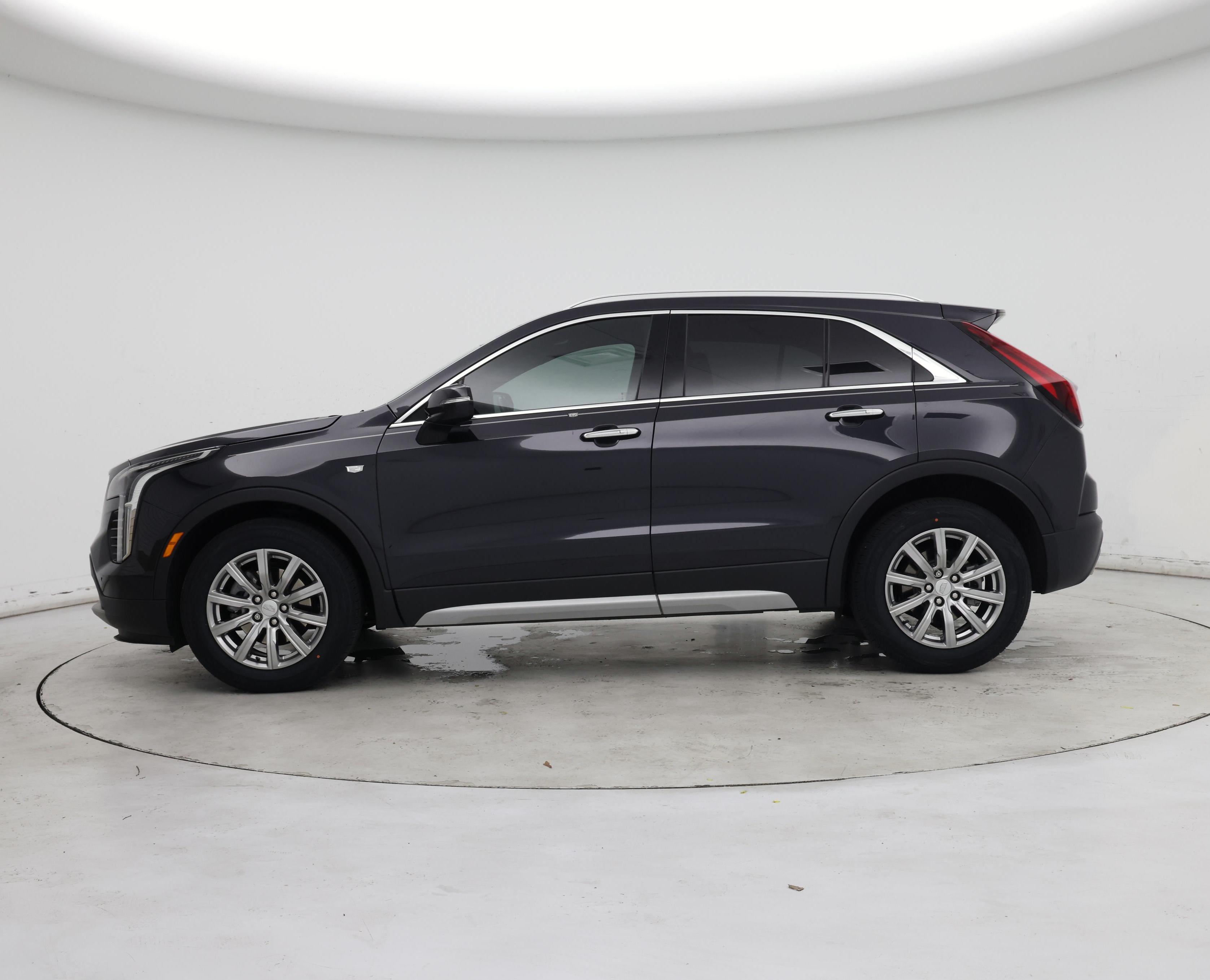 Thumbnail: 2023 Cadillac XT4 - 3