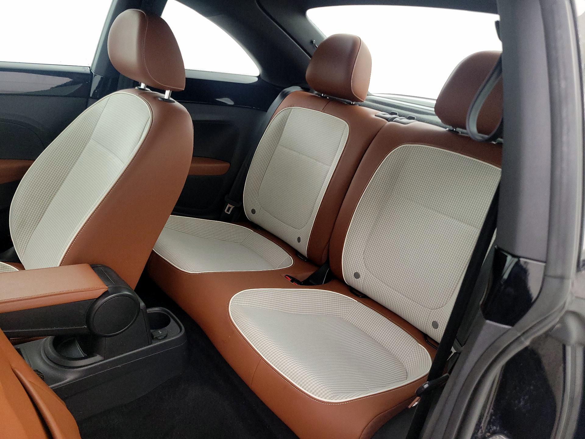 Thumbnail: 2016 Volkswagen Beetle - 19