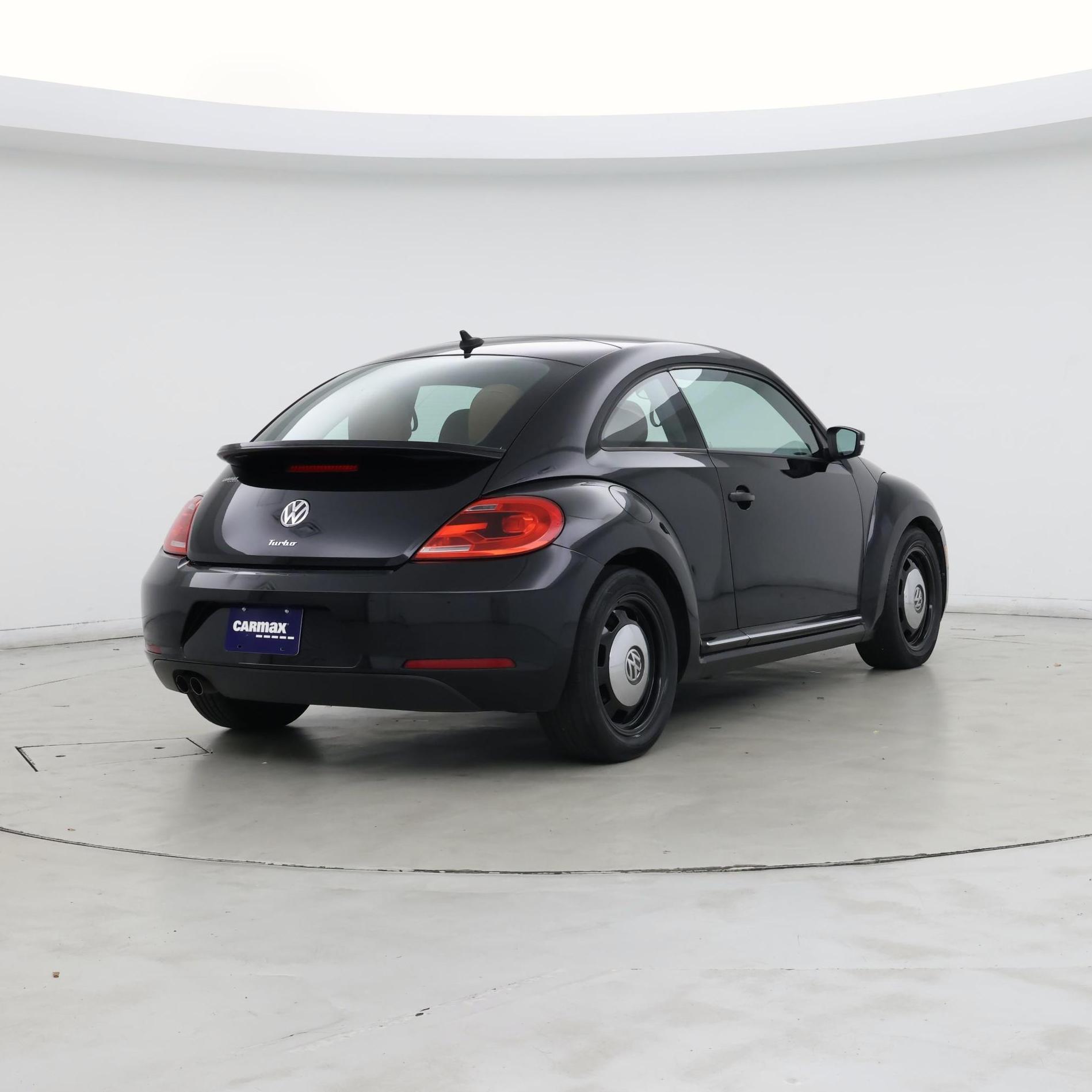 Thumbnail: 2016 Volkswagen Beetle - 8