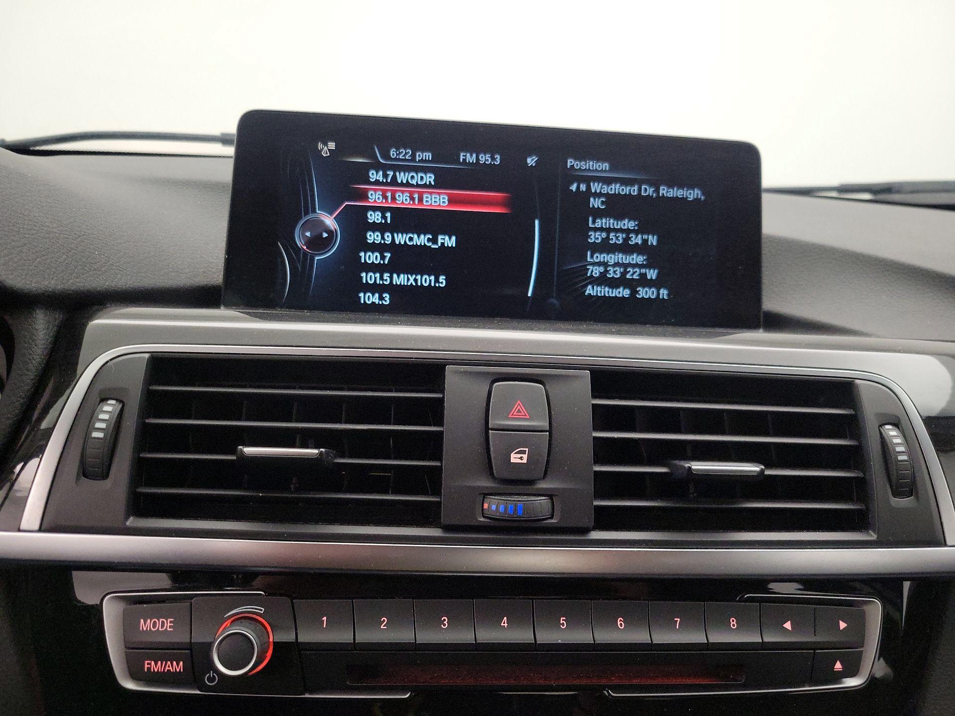 Thumbnail: 2016 BMW 3 Series - 15