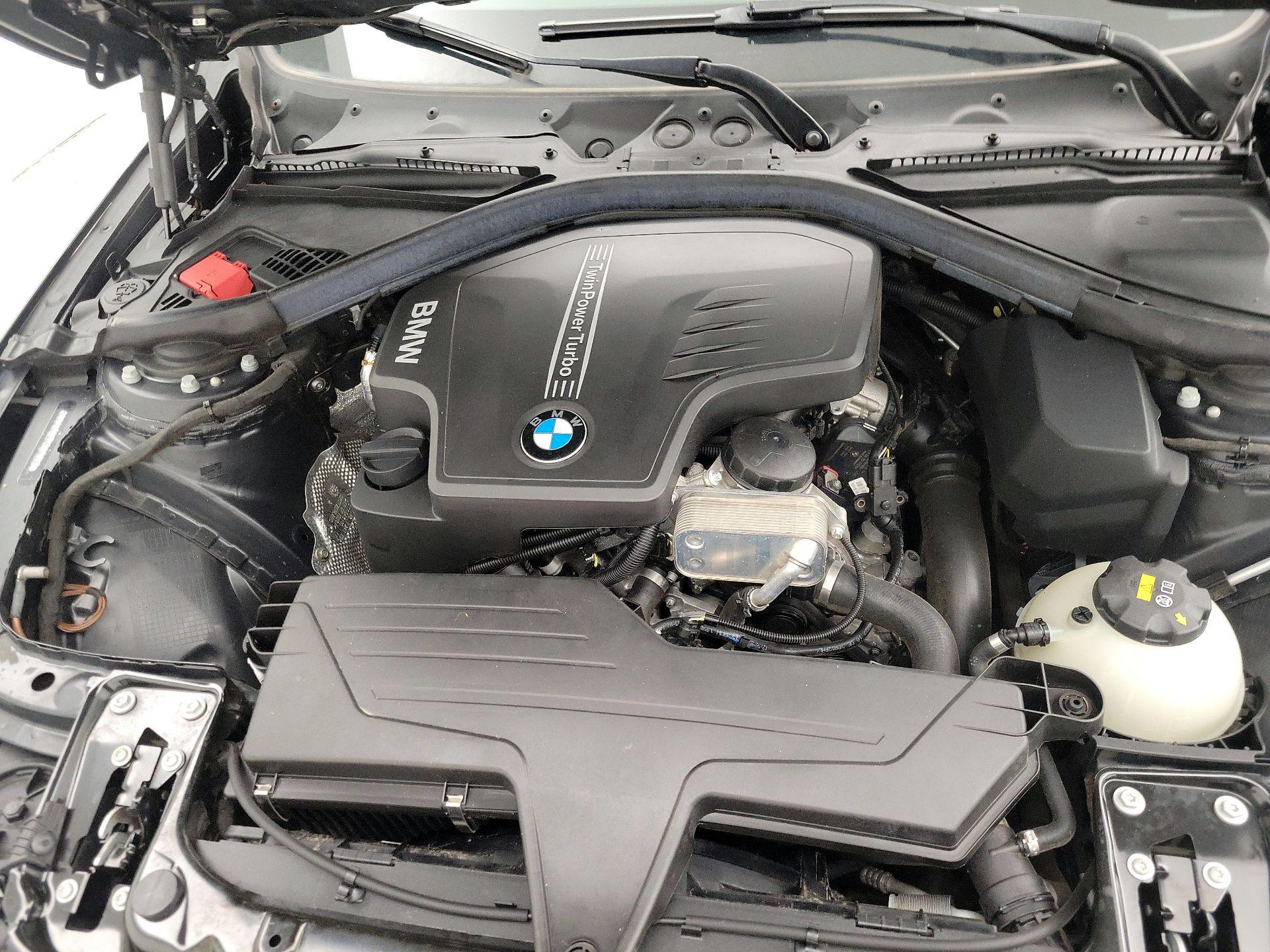 Thumbnail: 2016 BMW 3 Series - 20