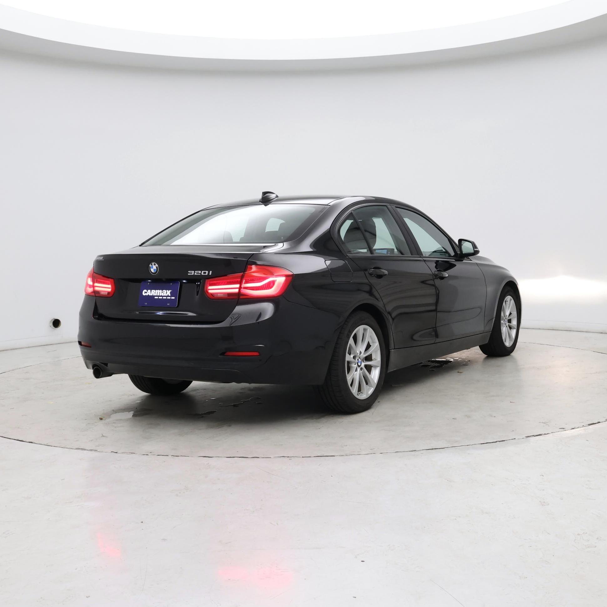 Thumbnail: 2016 BMW 3 Series - 8
