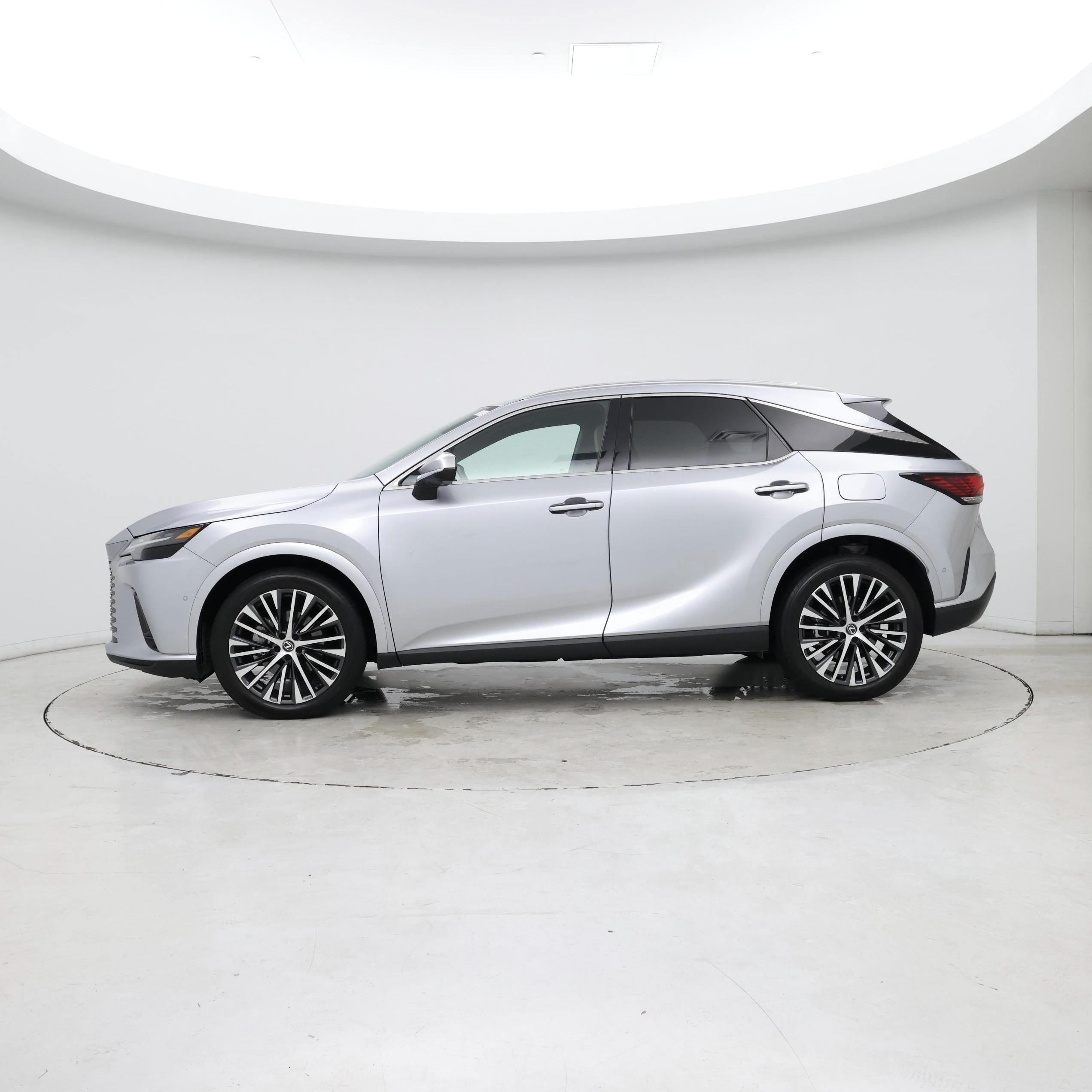 Thumbnail: 2023 Lexus RX - 3