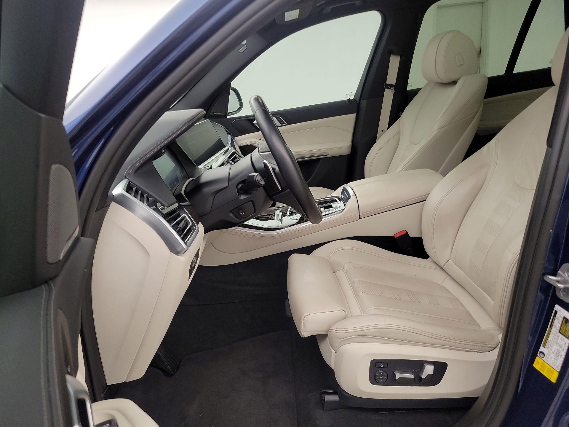 Thumbnail: 2021 BMW X5 - 11