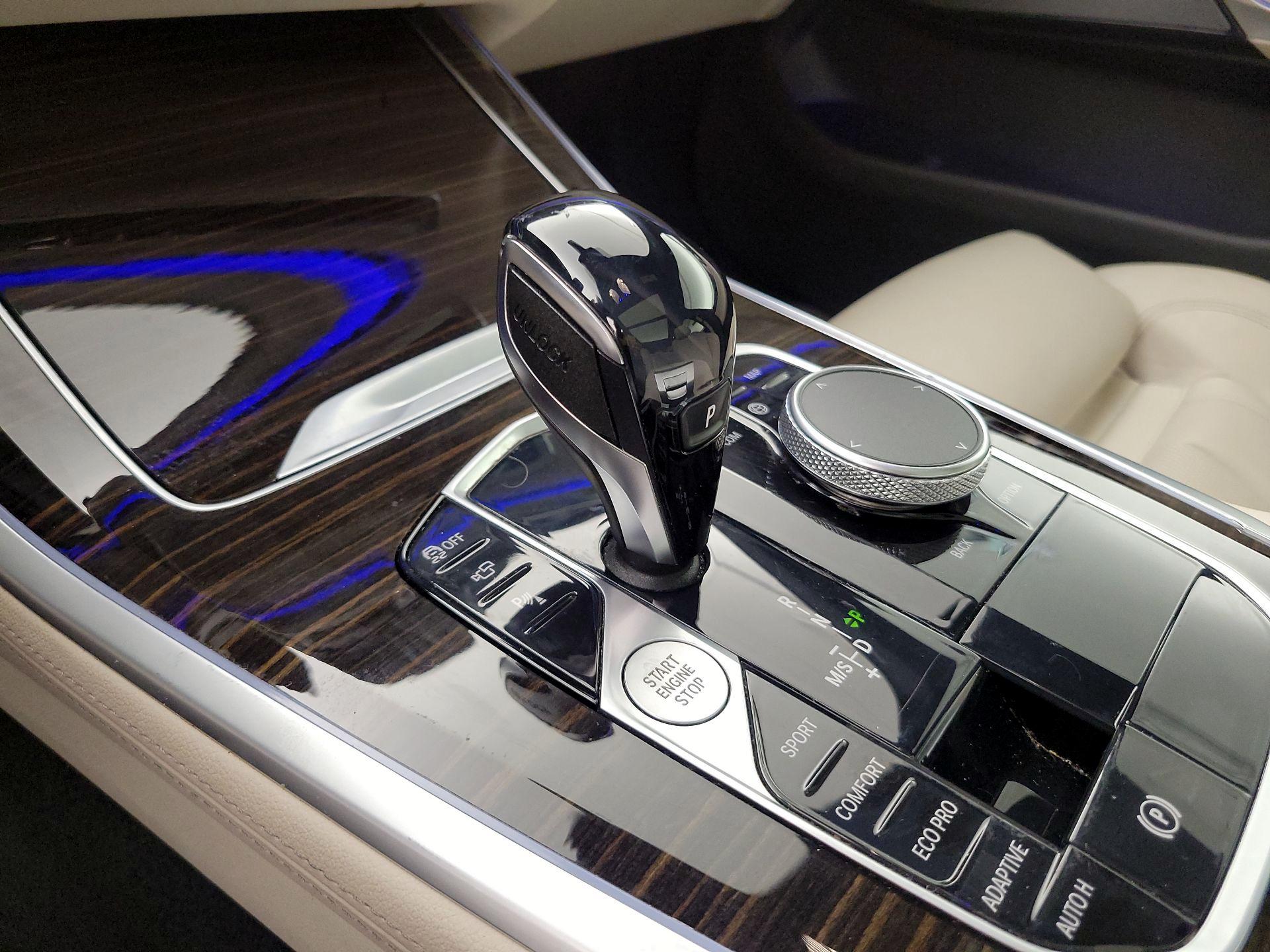 Thumbnail: 2021 BMW X5 - 18
