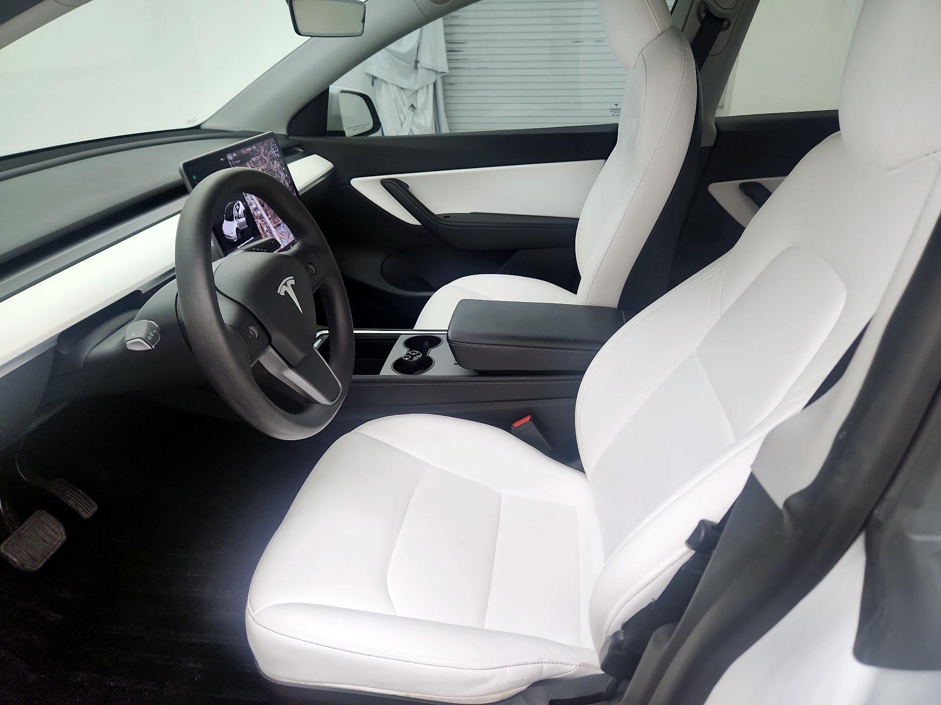 Thumbnail: 2022 Tesla Model Y - 11