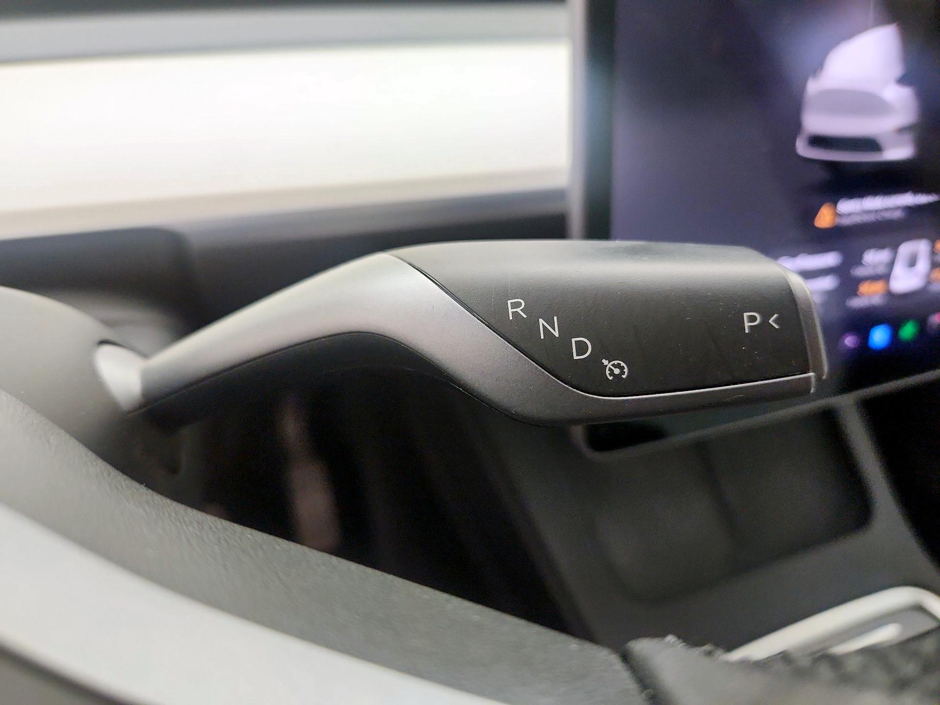 Thumbnail: 2022 Tesla Model Y - 17