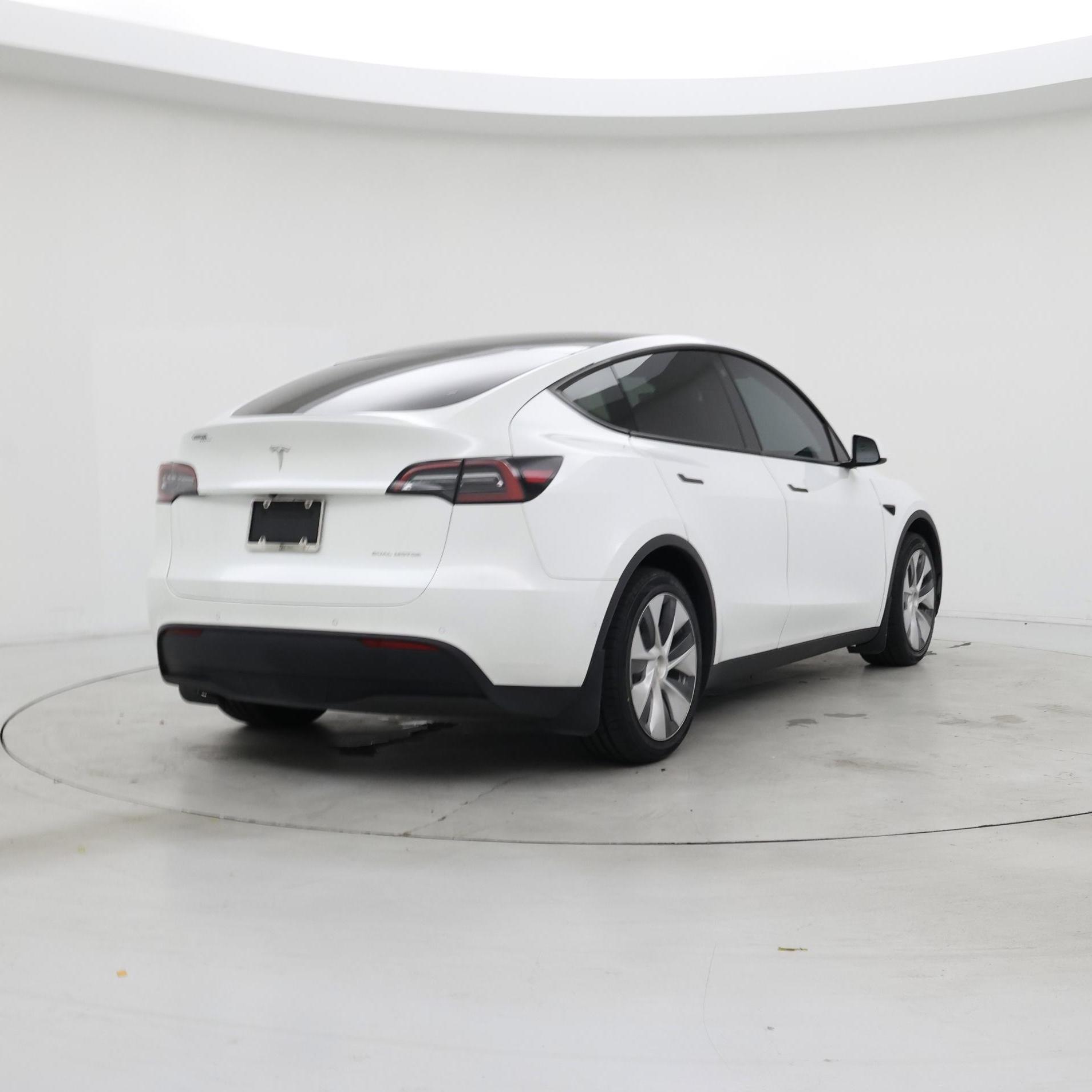 Thumbnail: 2022 Tesla Model Y - 8