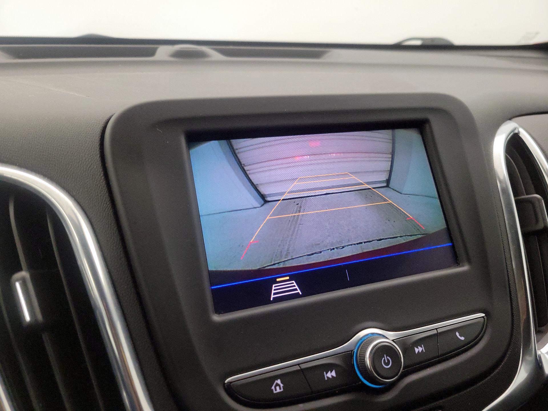 Thumbnail: 2021 Chevrolet Equinox - 14