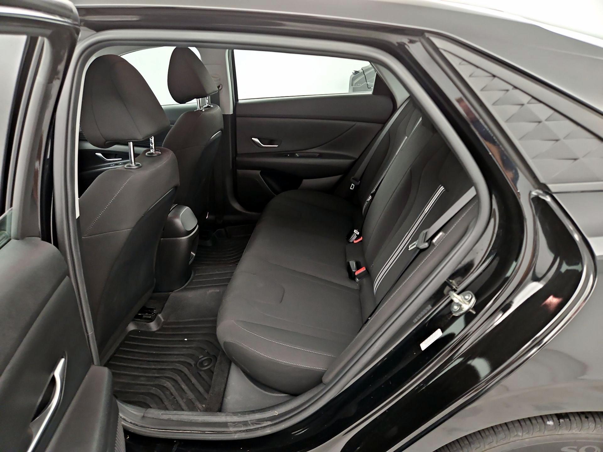 Thumbnail: 2024 Hyundai Elantra - 20