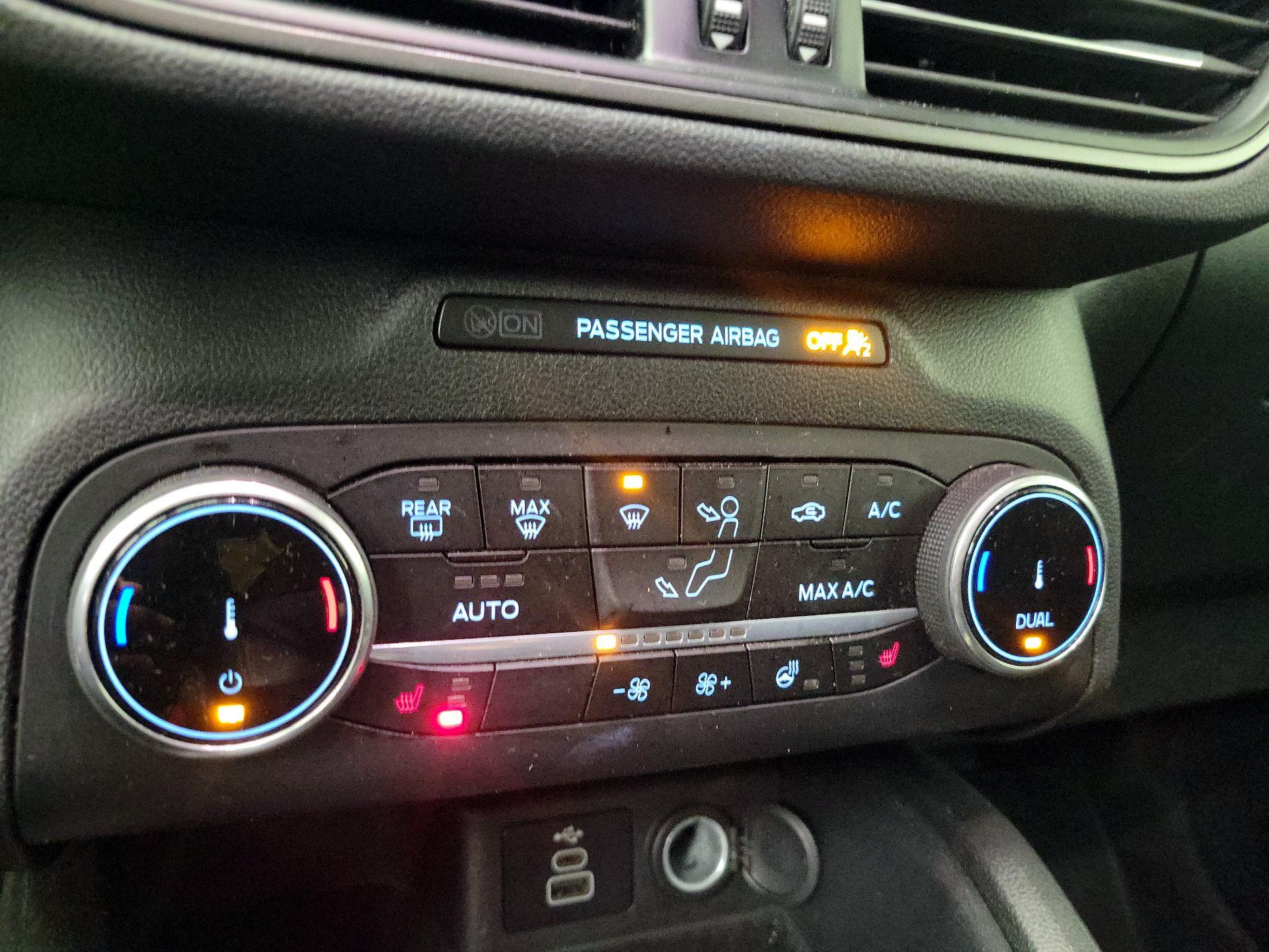 Thumbnail: 2024 Ford Escape - 16