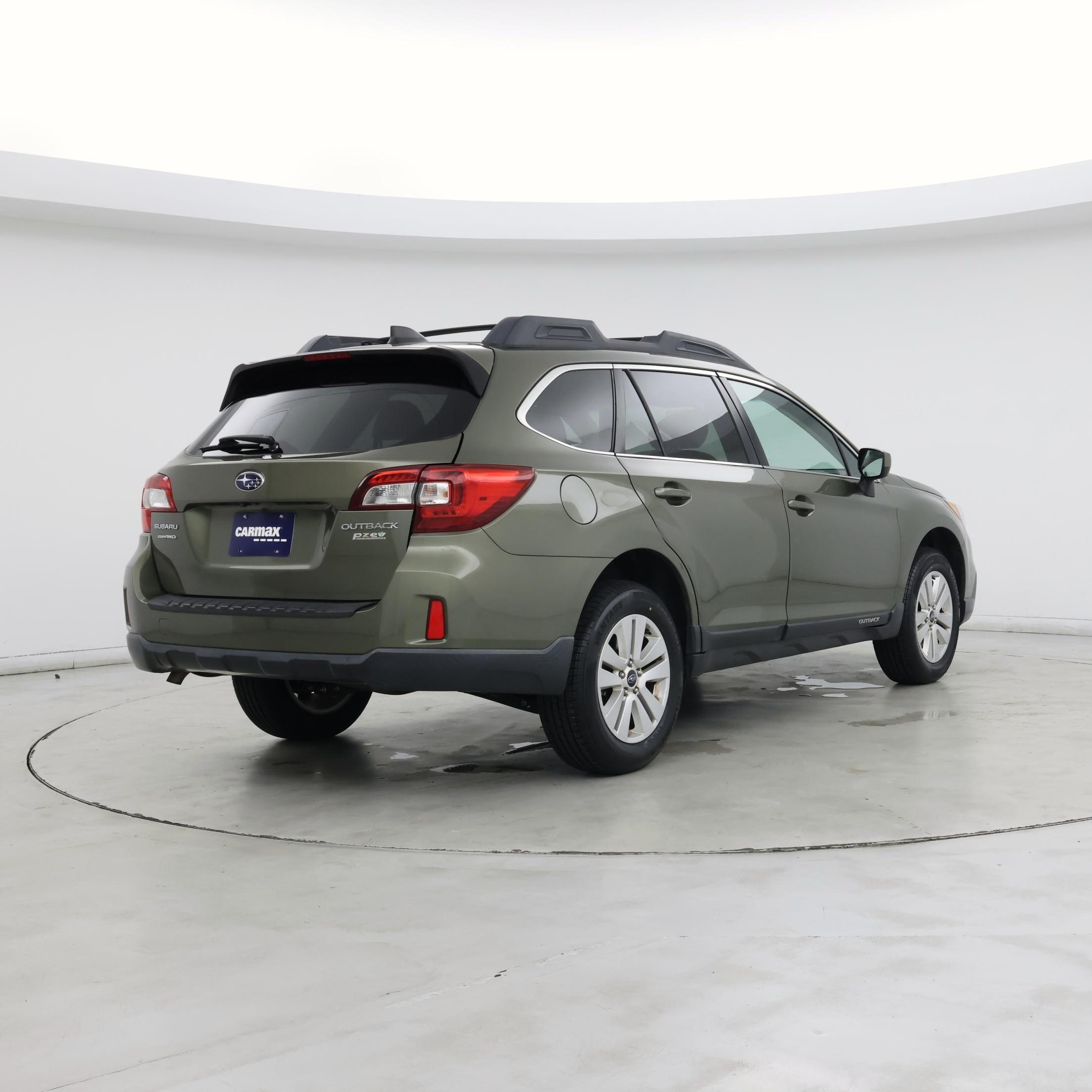 Thumbnail: 2017 Subaru Outback - 8
