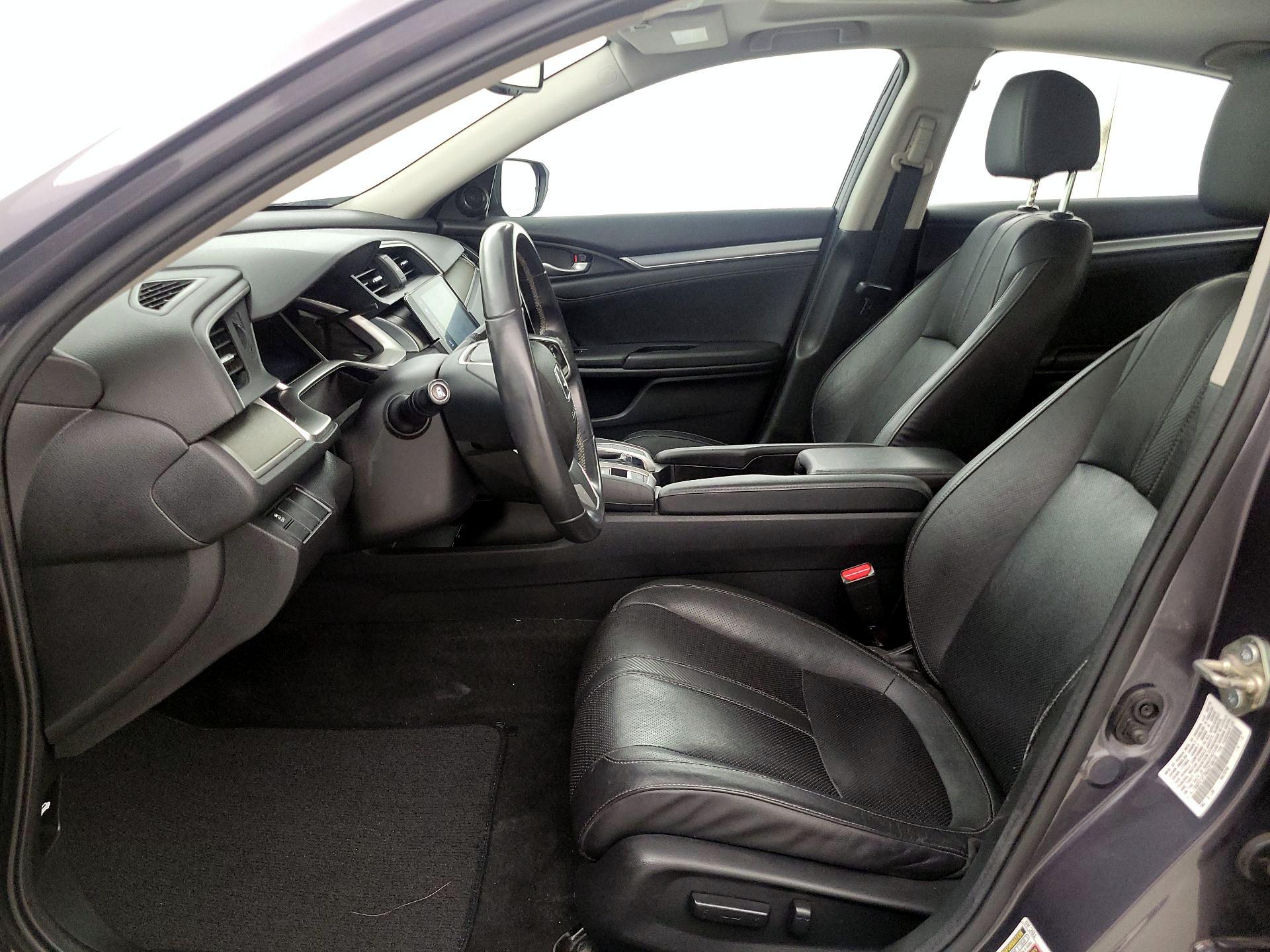 Thumbnail: 2016 Honda Civic - 11