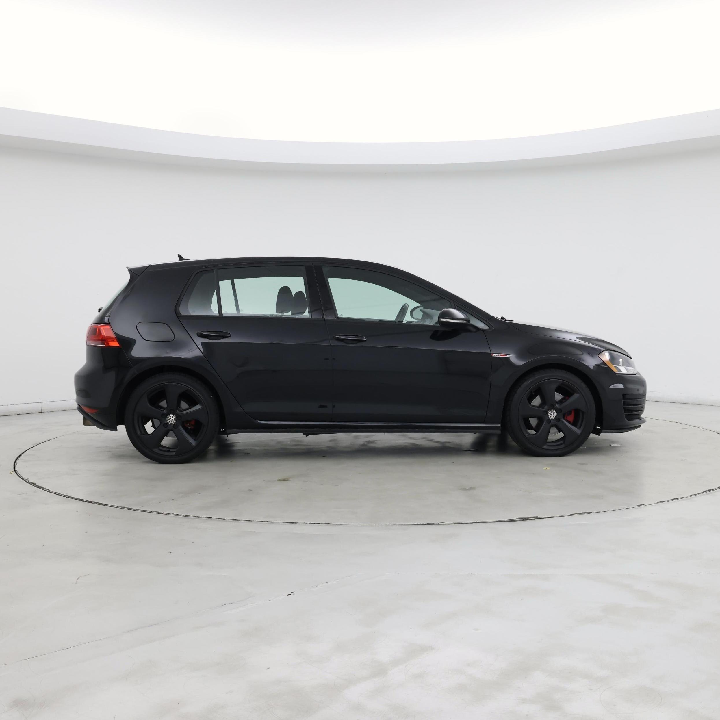 Thumbnail: 2016 Volkswagen Golf - 7
