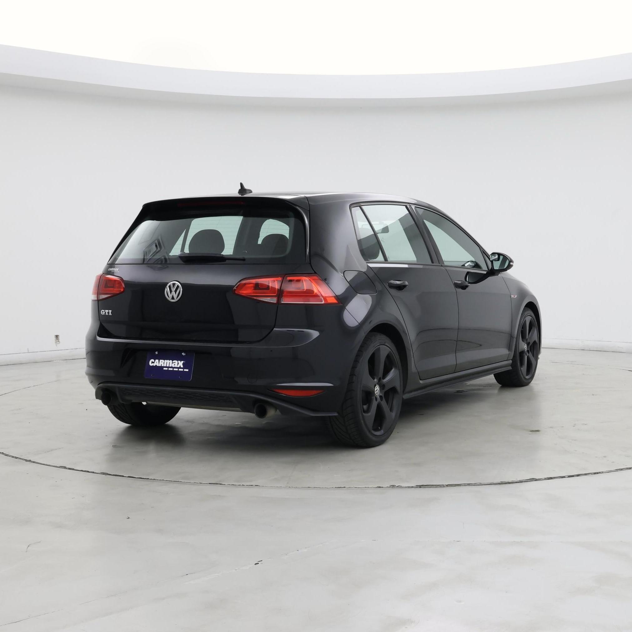 Thumbnail: 2016 Volkswagen Golf - 8