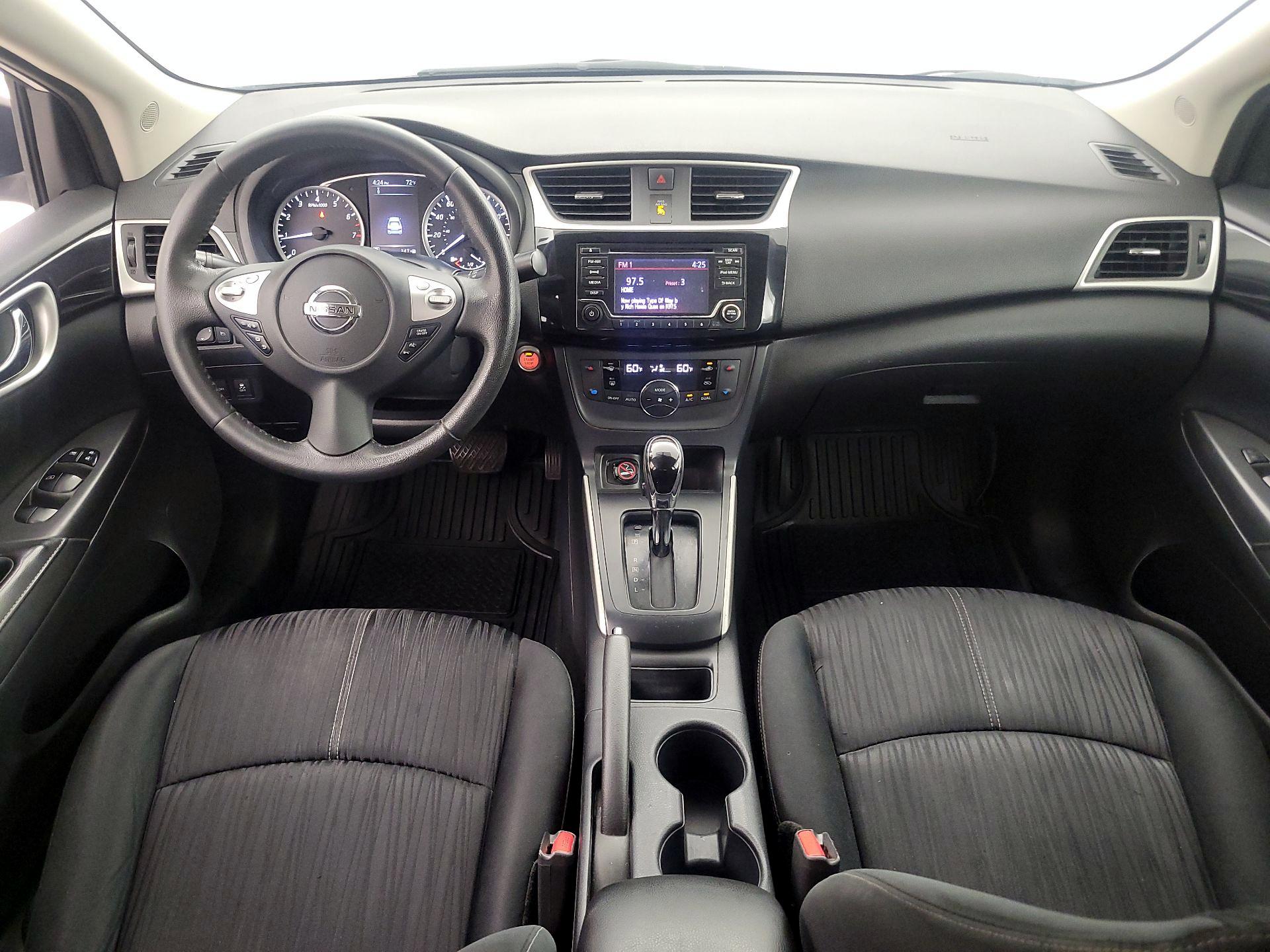 Thumbnail: 2018 Nissan Sentra - 9