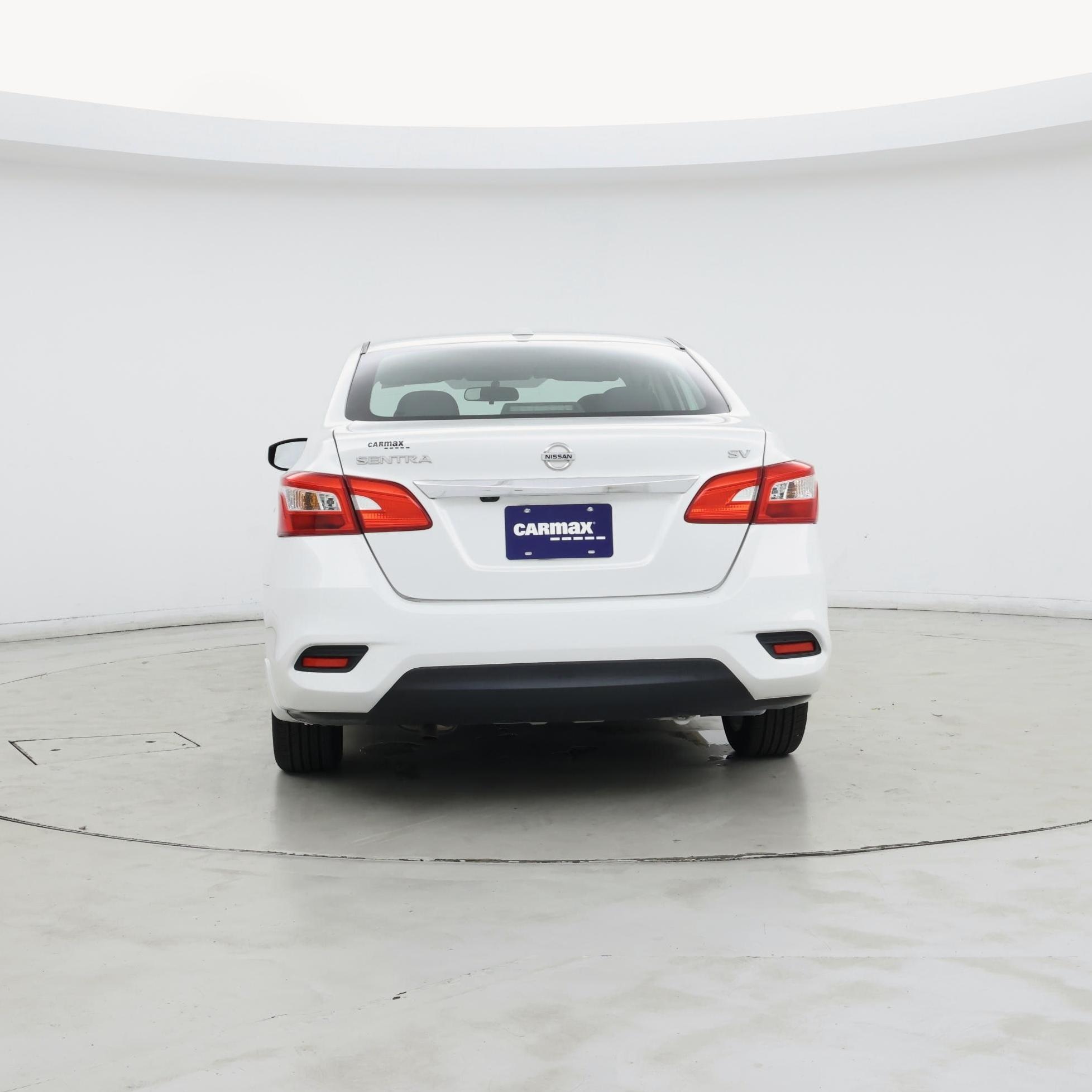 Thumbnail: 2018 Nissan Sentra - 6