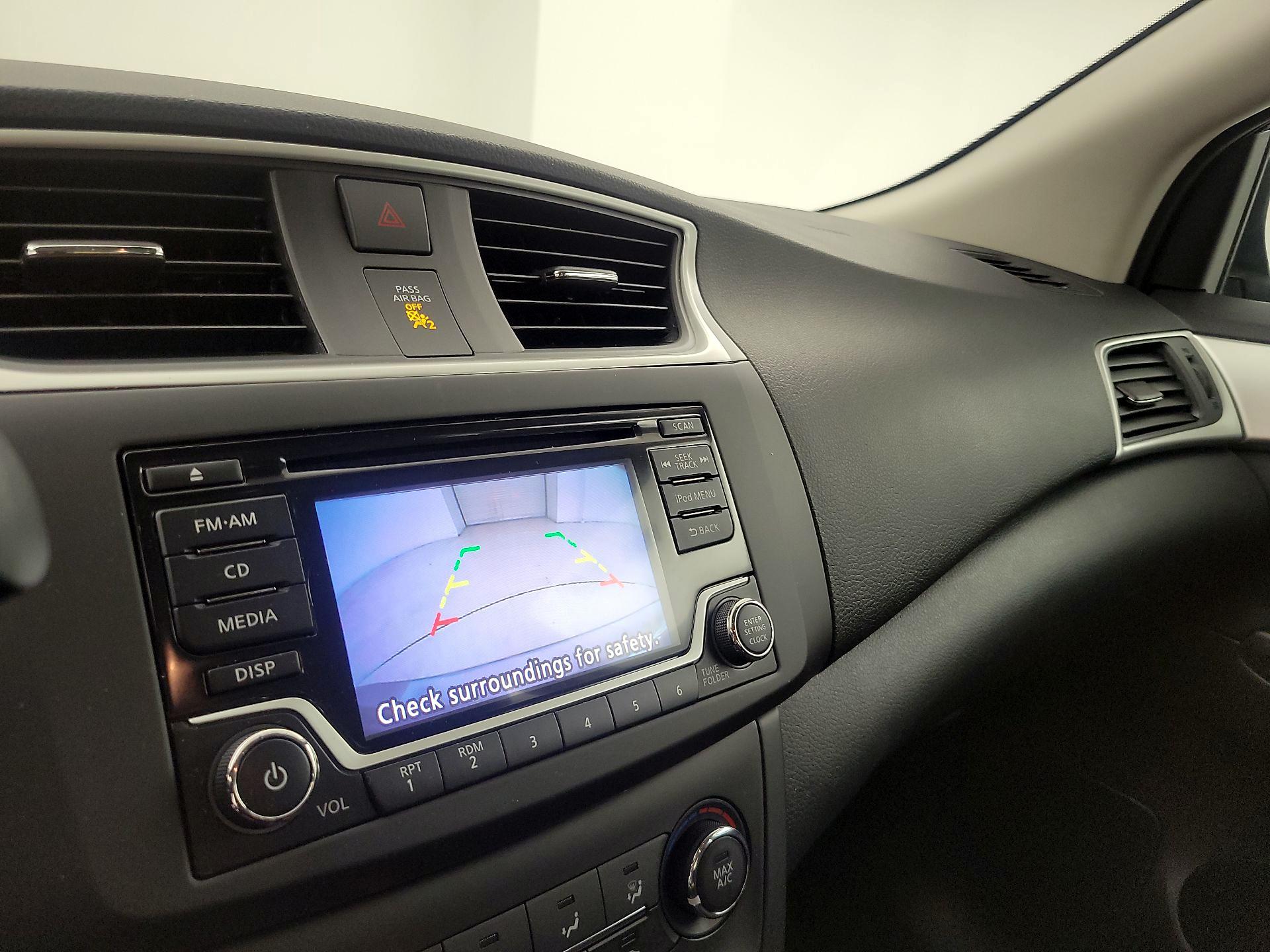Thumbnail: 2018 Nissan Sentra - 14
